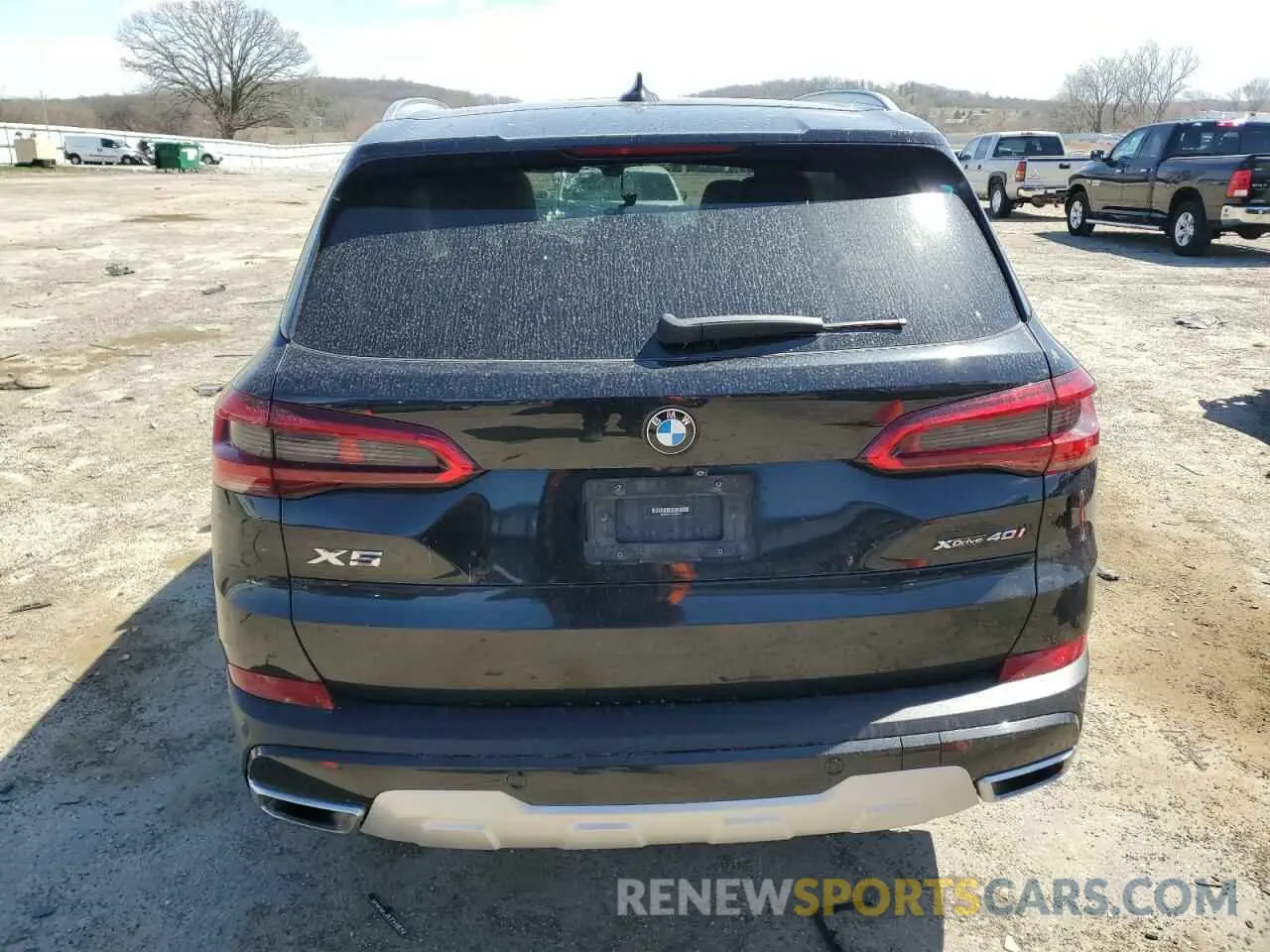 6 Photograph of a damaged car 5UXCR6C57KLL00647 BMW X5 2019
