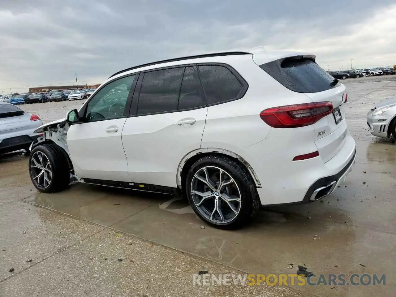 2 Photograph of a damaged car 5UXCR6C57KLL02334 BMW X5 2019