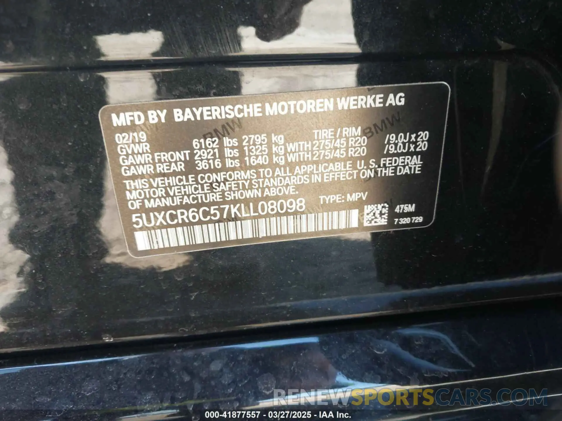 9 Photograph of a damaged car 5UXCR6C57KLL08098 BMW X5 2019