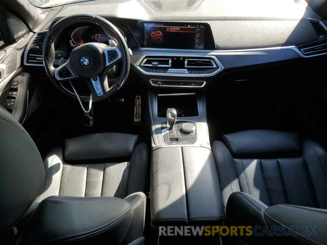 8 Photograph of a damaged car 5UXCR6C57KLL08148 BMW X5 2019