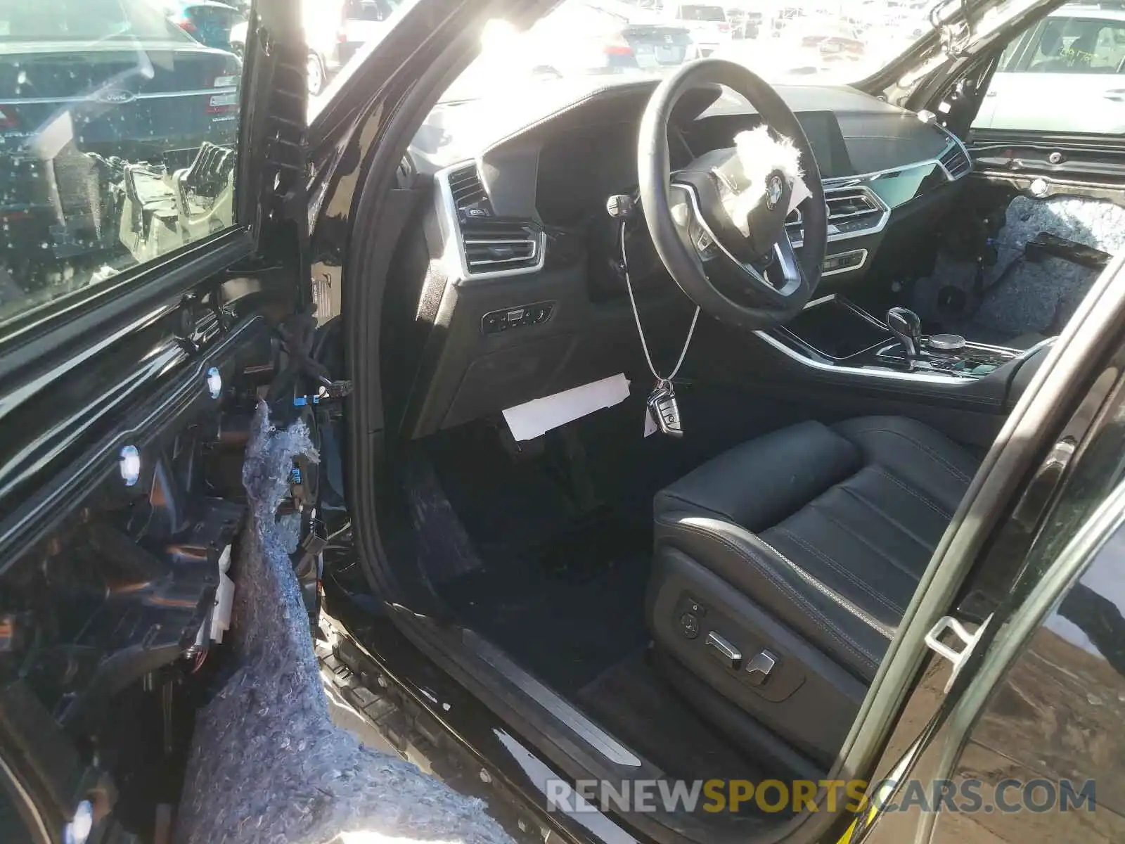 9 Photograph of a damaged car 5UXCR6C57KLL23636 BMW X5 2019