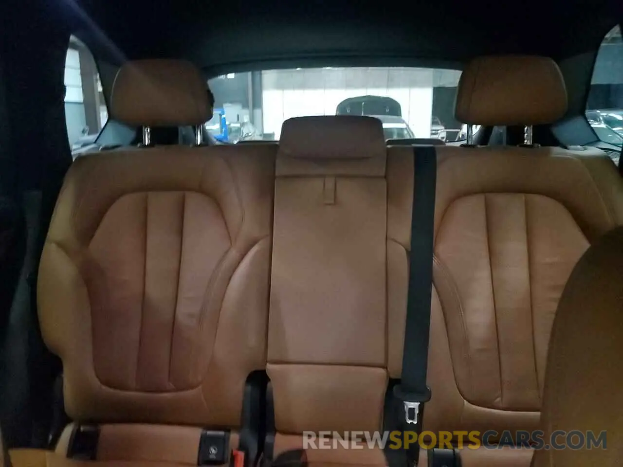 10 Photograph of a damaged car 5UXCR6C57KLL27086 BMW X5 2019