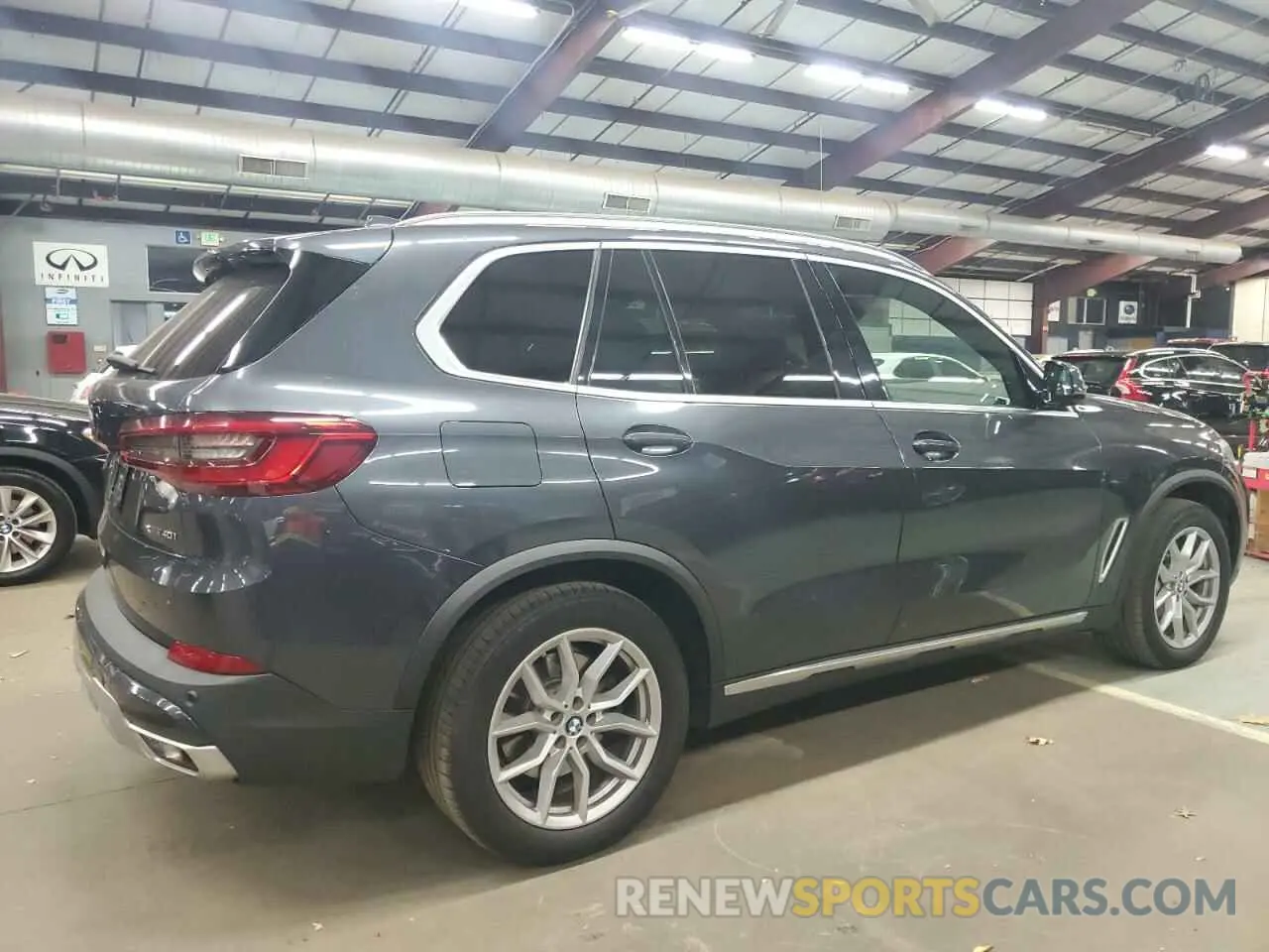 3 Photograph of a damaged car 5UXCR6C57KLL27086 BMW X5 2019