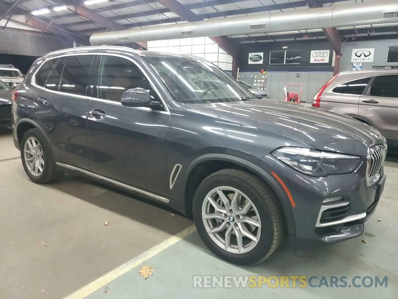 4 Photograph of a damaged car 5UXCR6C57KLL27086 BMW X5 2019