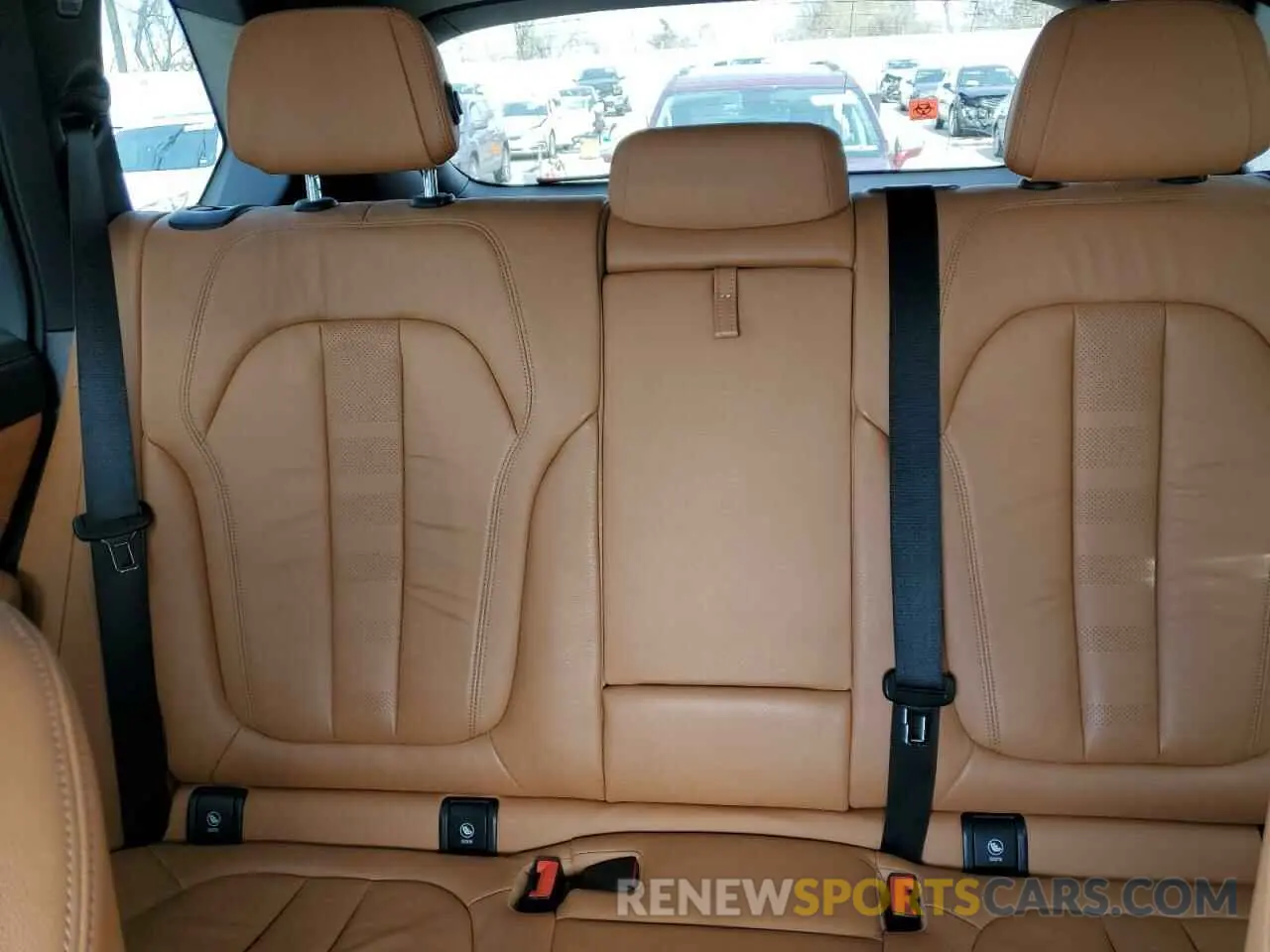 10 Photograph of a damaged car 5UXCR6C57KLL34538 BMW X5 2019