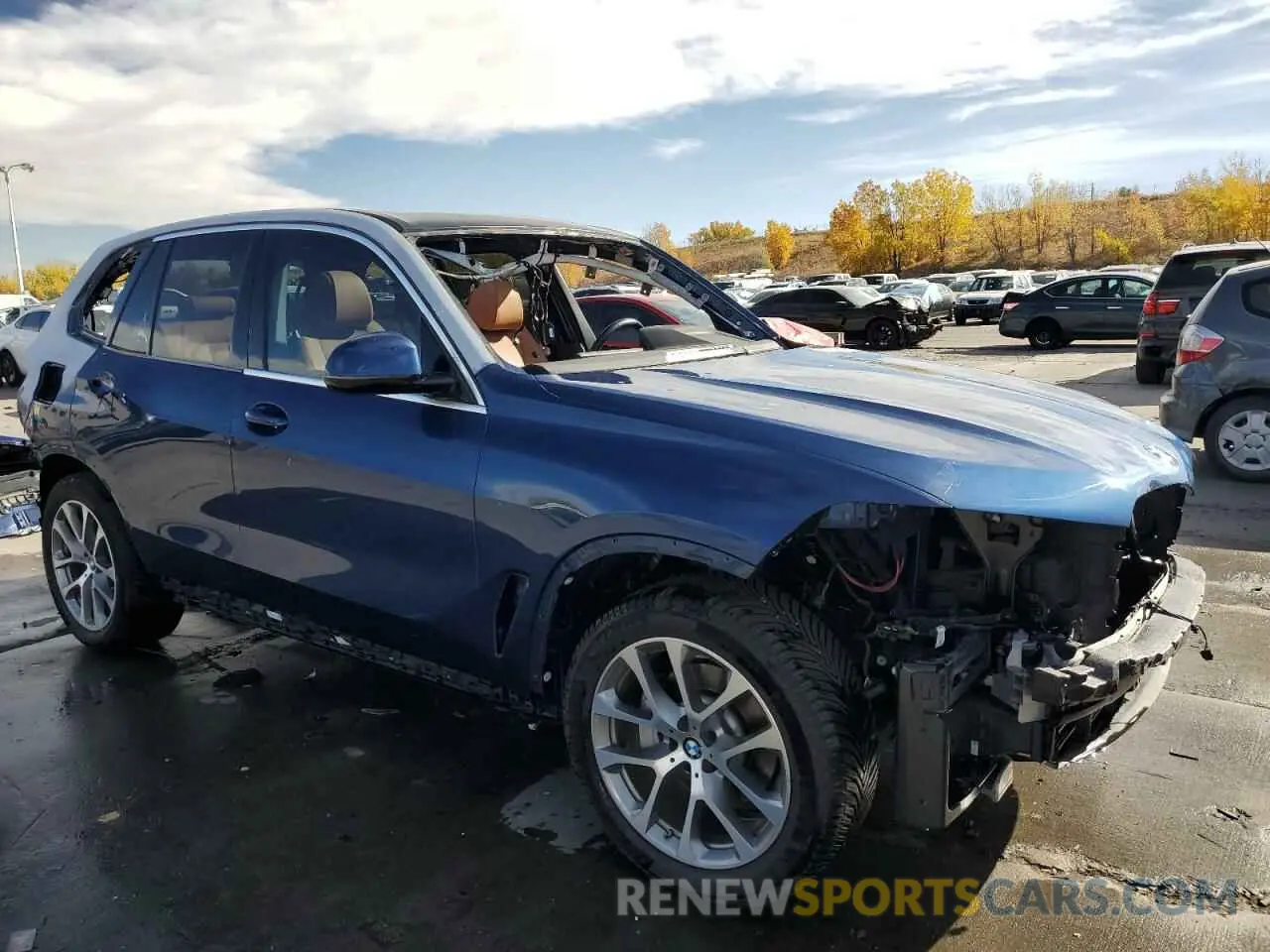 4 Photograph of a damaged car 5UXCR6C57KLL62193 BMW X5 2019