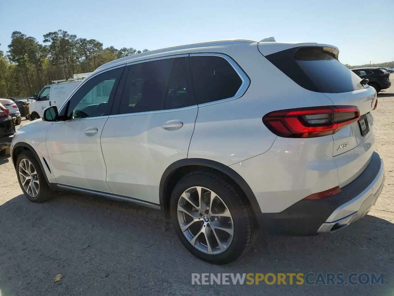 2 Photograph of a damaged car 5UXCR6C58KLK82708 BMW X5 2019