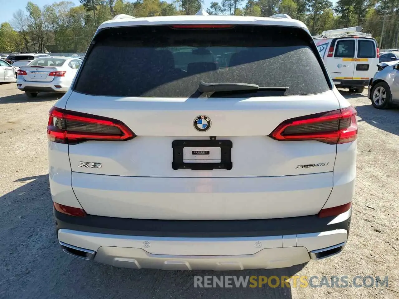 6 Photograph of a damaged car 5UXCR6C58KLK82708 BMW X5 2019
