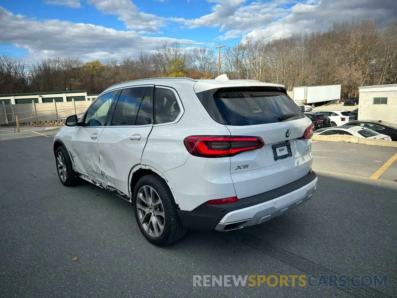 2 Photograph of a damaged car 5UXCR6C58KLK88282 BMW X5 2019