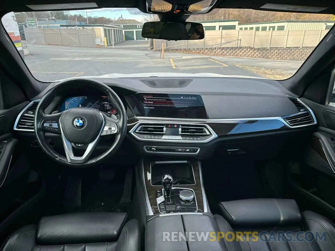 8 Photograph of a damaged car 5UXCR6C58KLK88282 BMW X5 2019