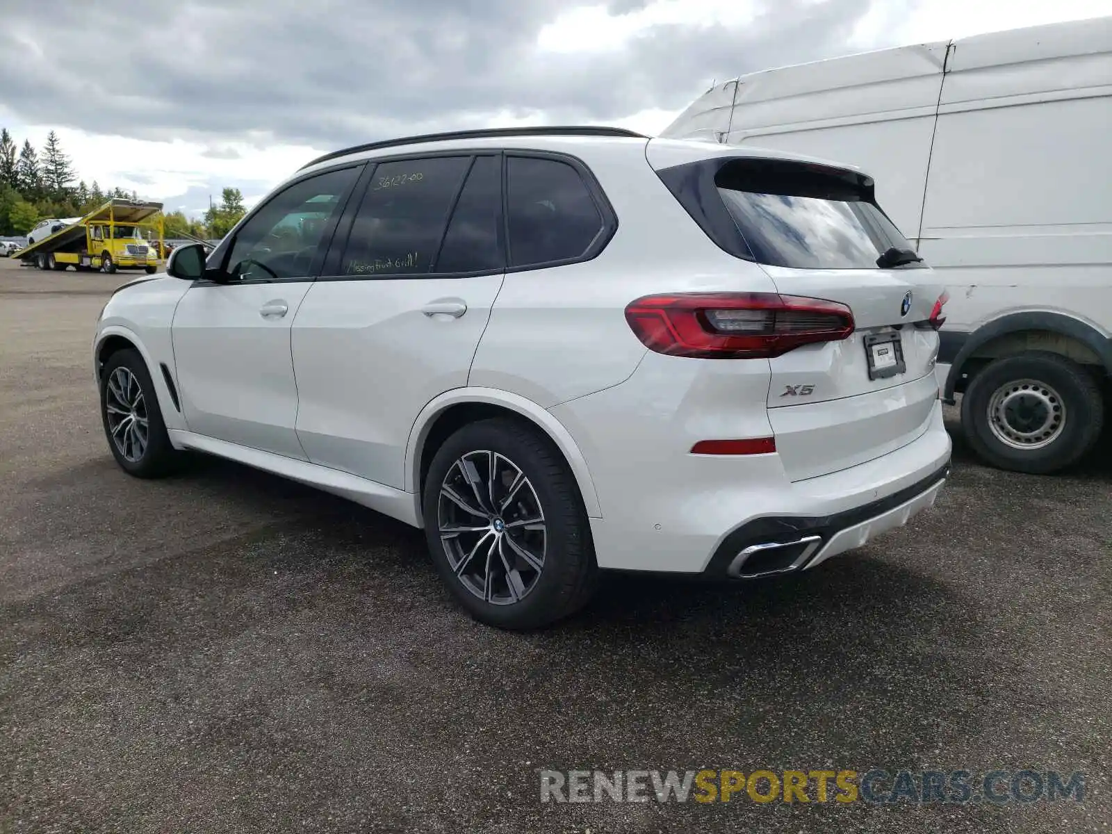 3 Photograph of a damaged car 5UXCR6C58KLL06280 BMW X5 2019