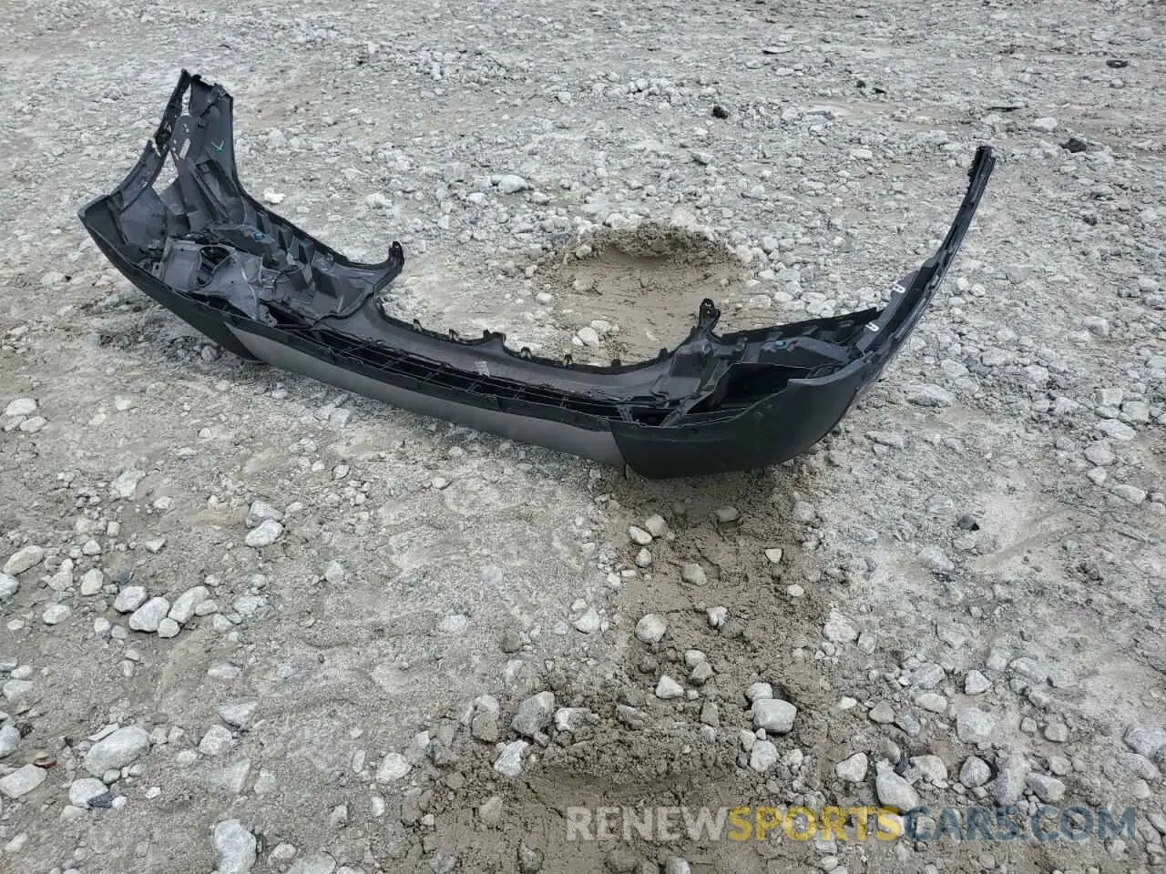 13 Photograph of a damaged car 5UXCR6C58KLL11785 BMW X5 2019