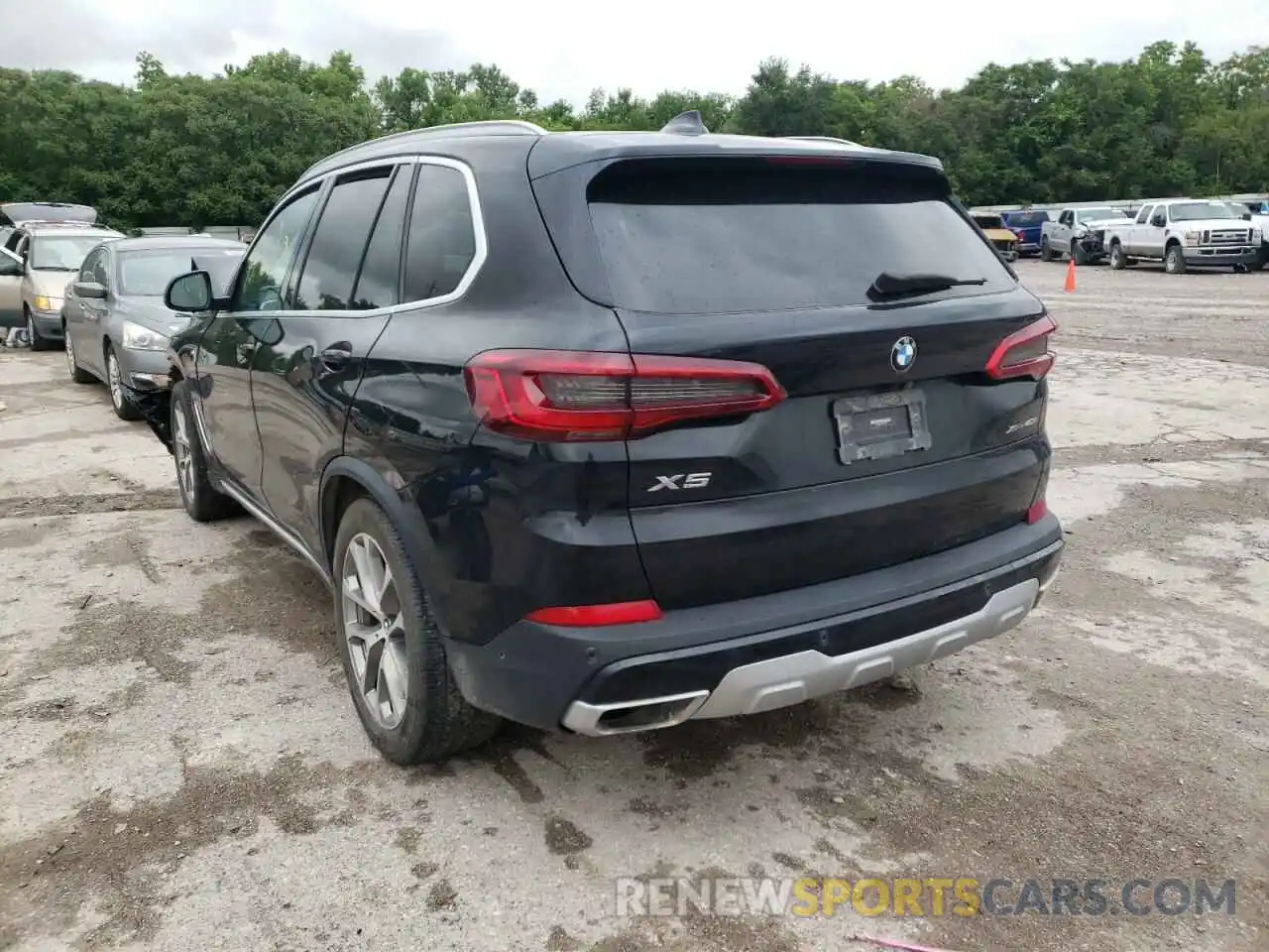 3 Photograph of a damaged car 5UXCR6C58KLL13729 BMW X5 2019