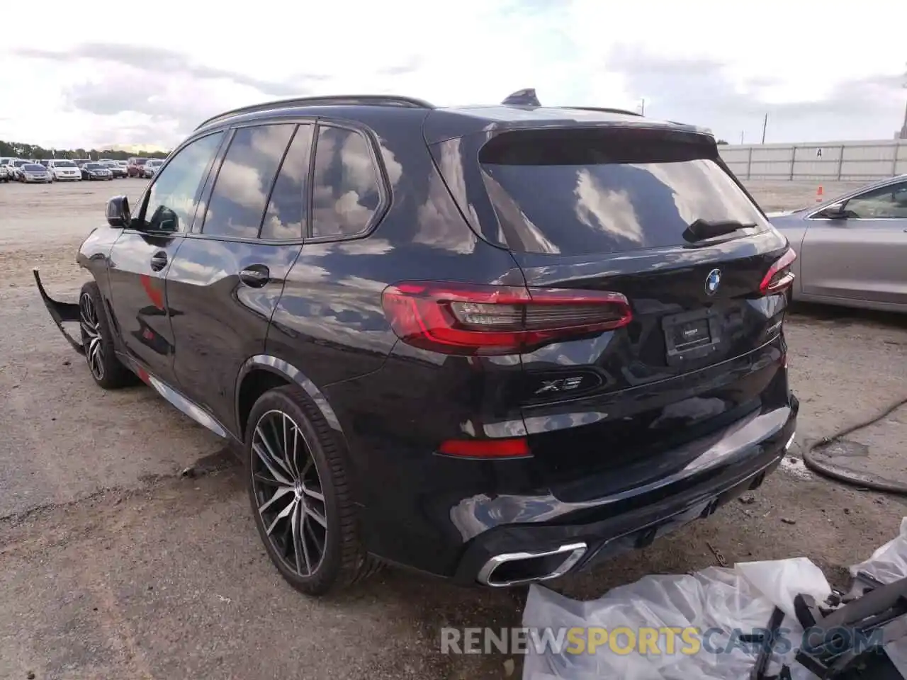 3 Photograph of a damaged car 5UXCR6C58KLL34533 BMW X5 2019