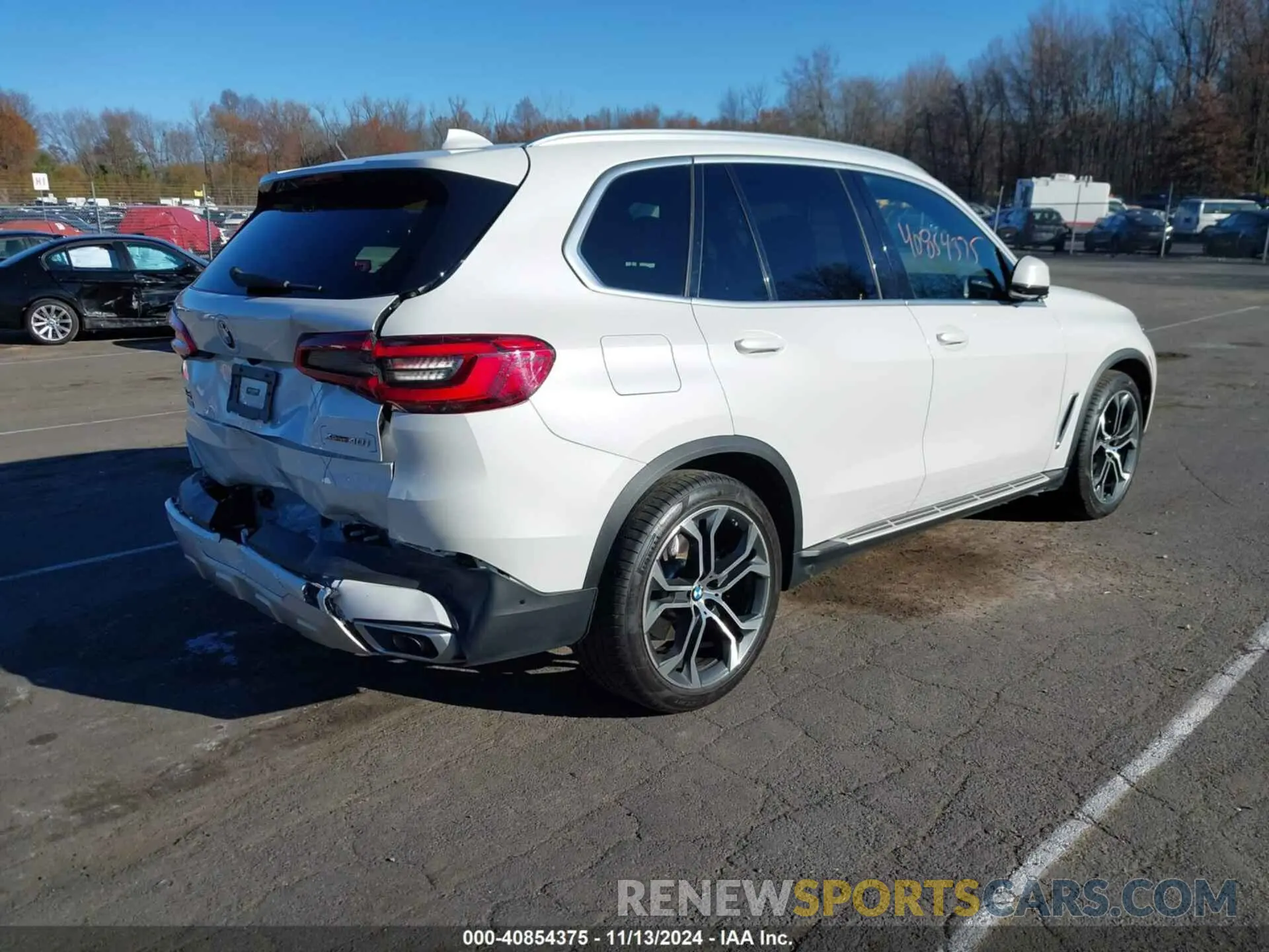 4 Photograph of a damaged car 5UXCR6C58KLL34905 BMW X5 2019