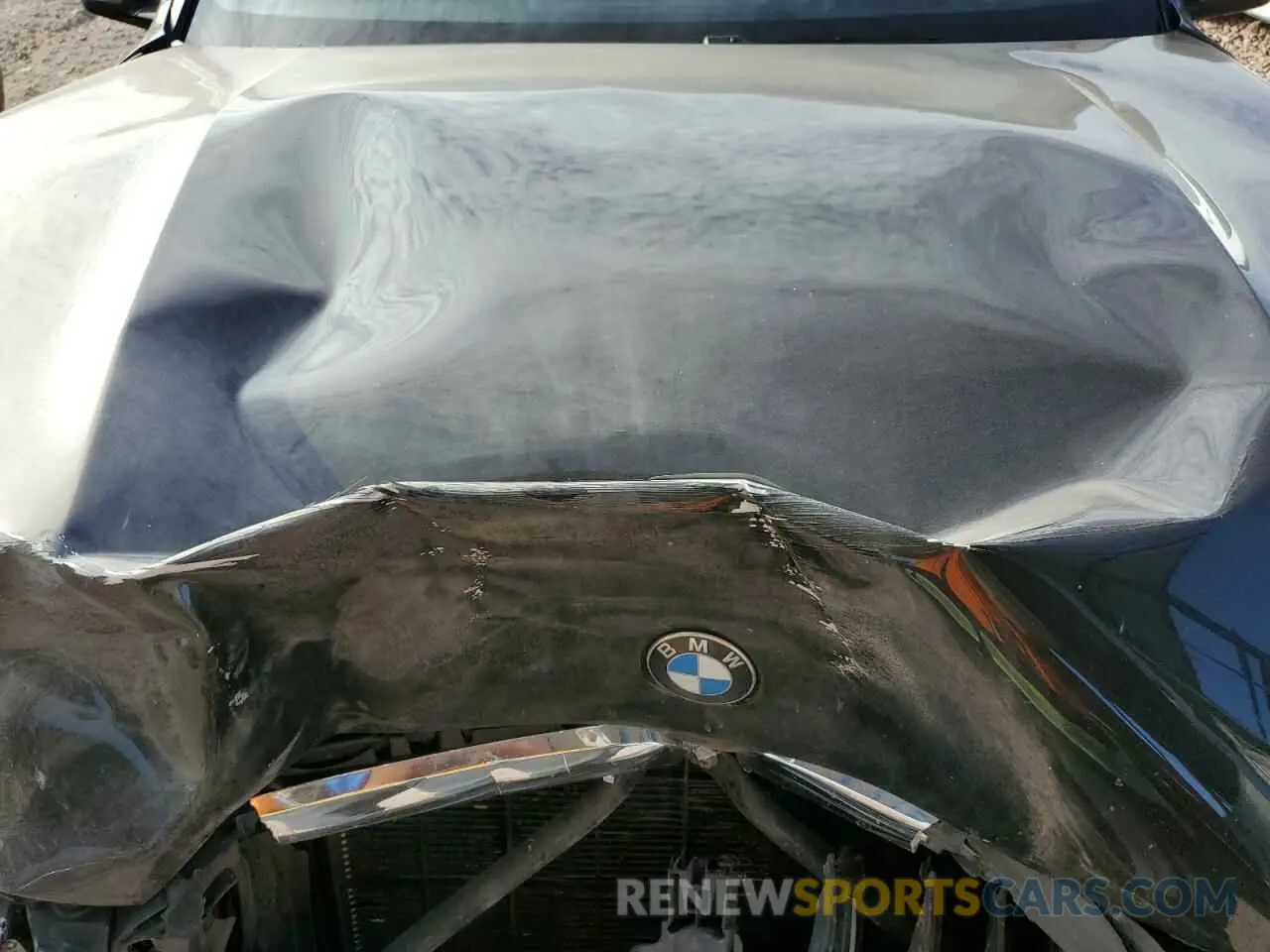 14 Photograph of a damaged car 5UXCR6C58KLL35326 BMW X5 2019