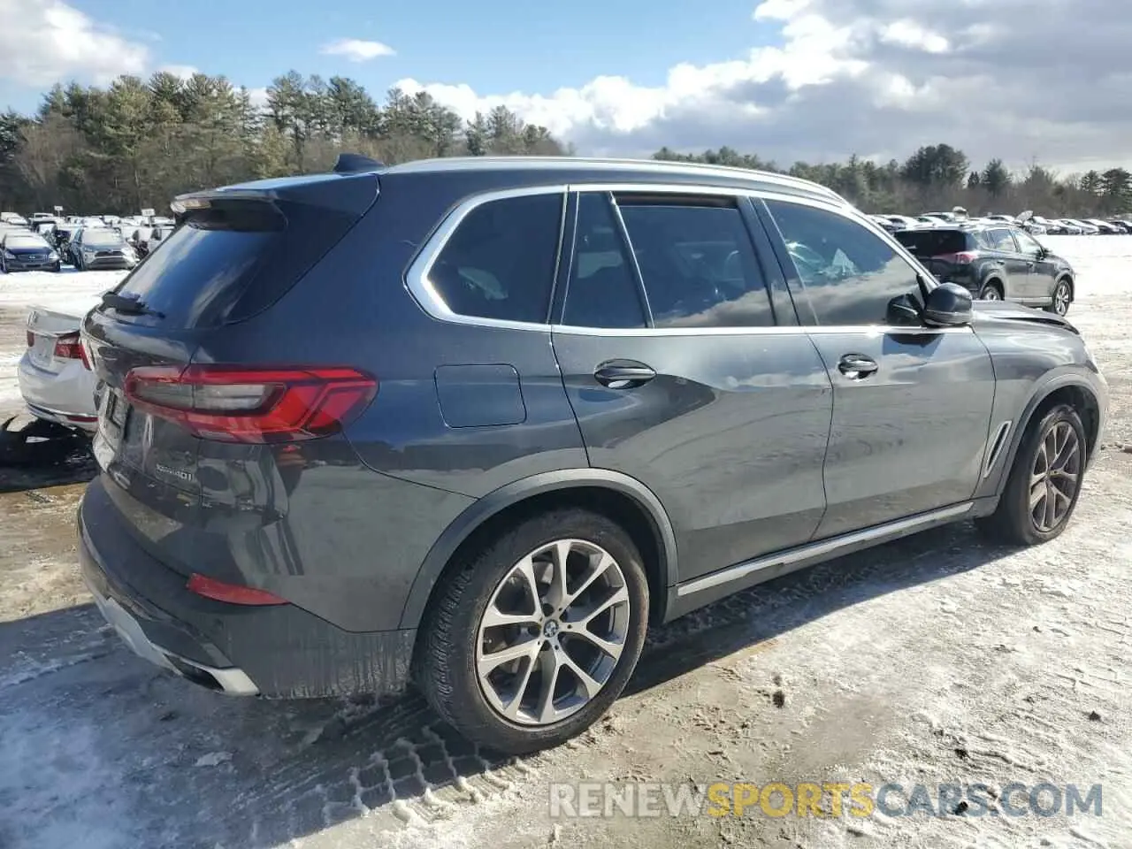 3 Photograph of a damaged car 5UXCR6C58KLL37660 BMW X5 2019
