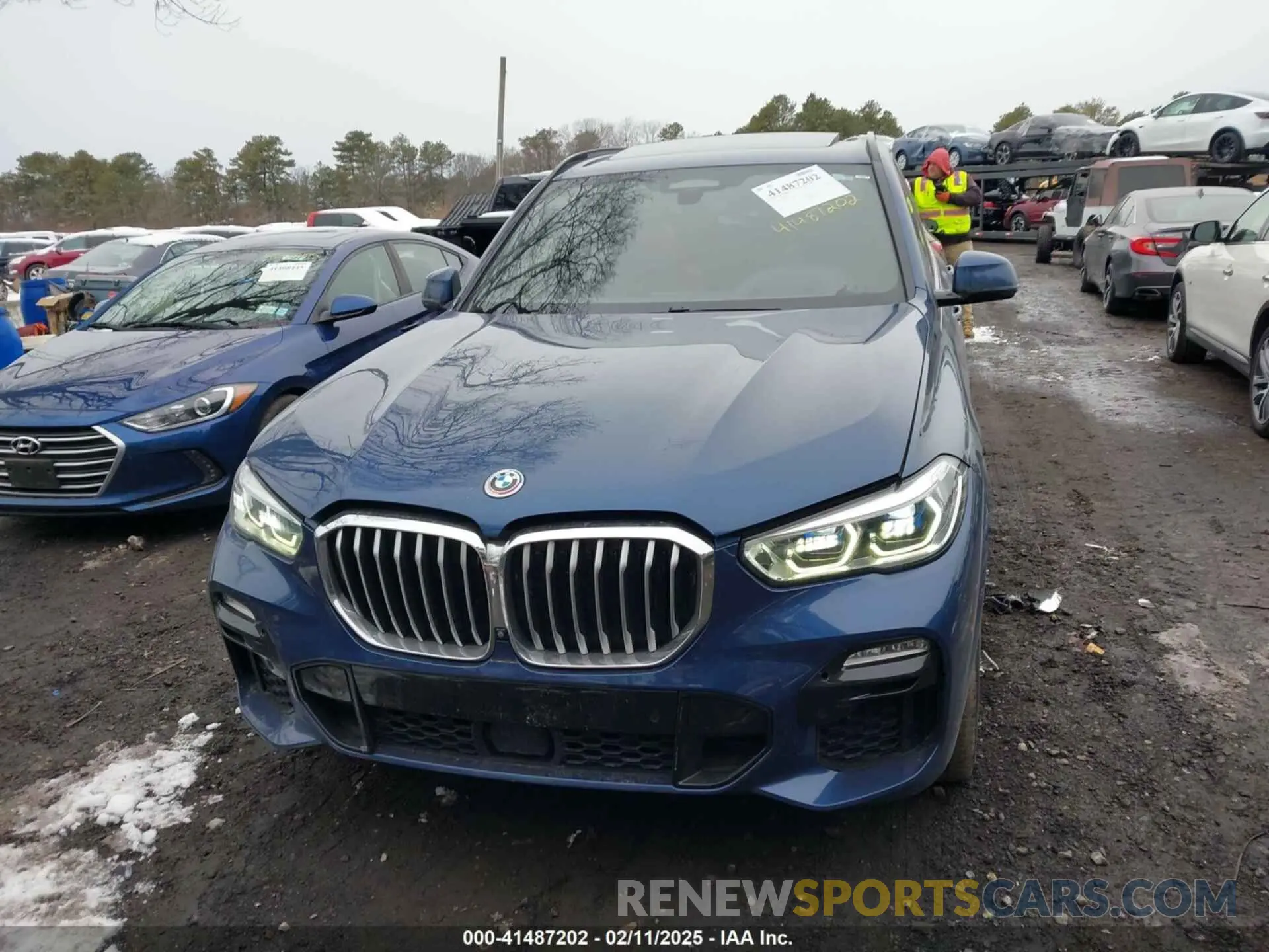 12 Photograph of a damaged car 5UXCR6C58KLL53180 BMW X5 2019
