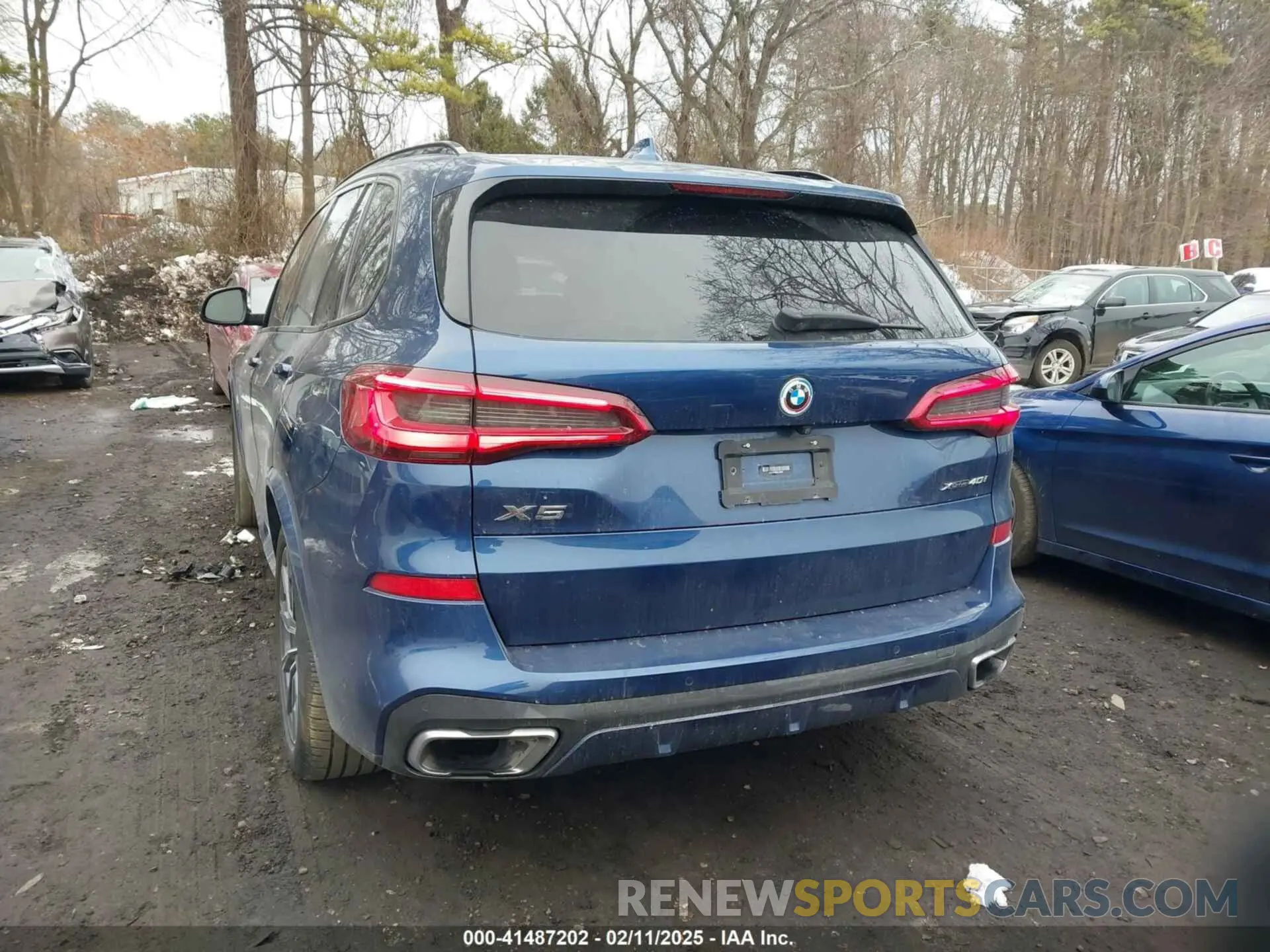 16 Photograph of a damaged car 5UXCR6C58KLL53180 BMW X5 2019