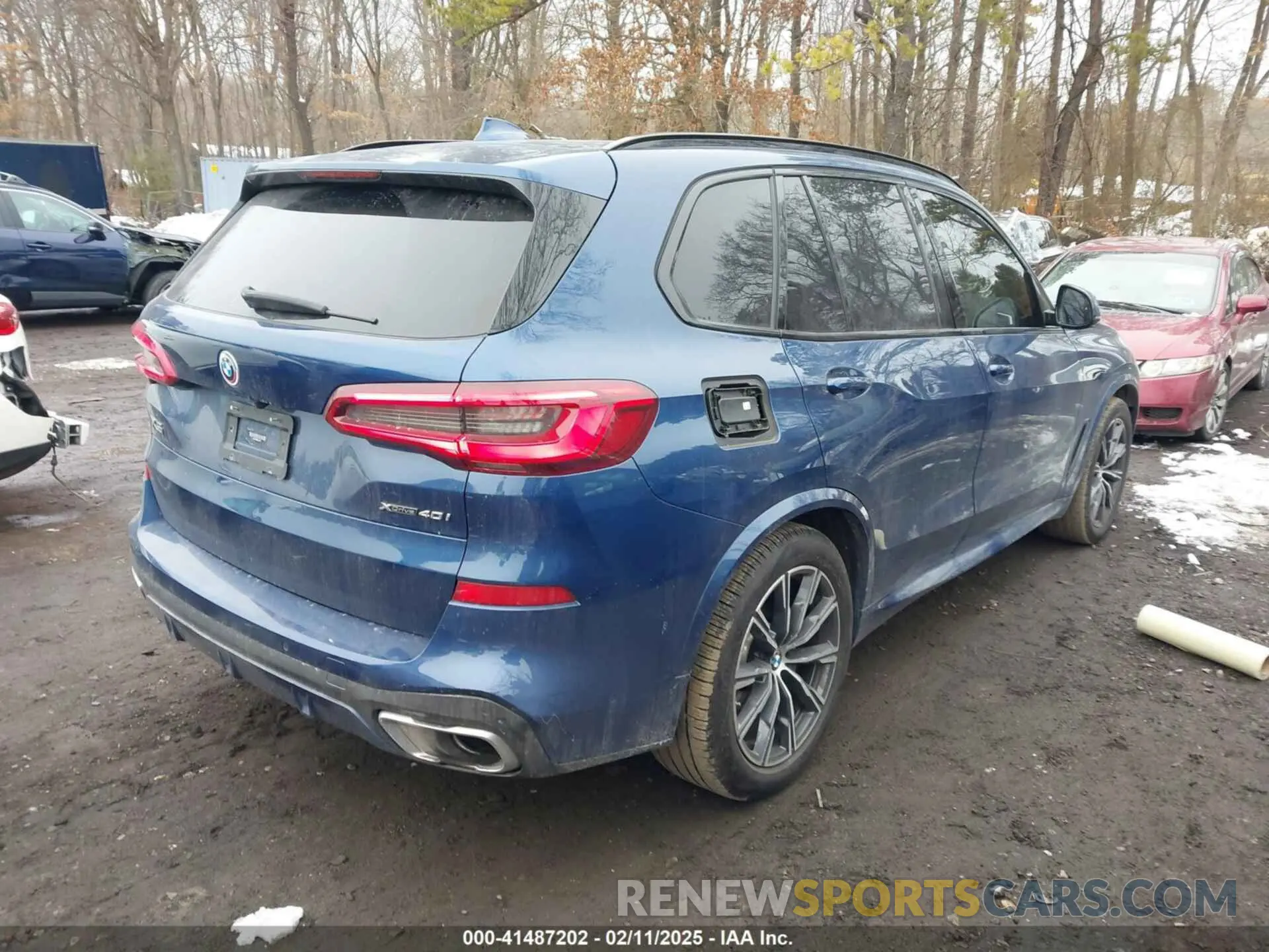 4 Photograph of a damaged car 5UXCR6C58KLL53180 BMW X5 2019