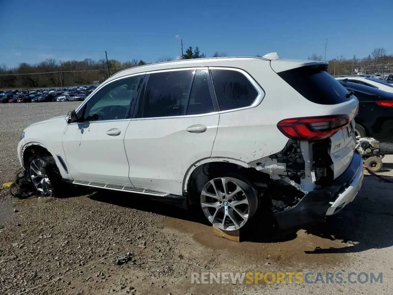 2 Photograph of a damaged car 5UXCR6C59KLK82555 BMW X5 2019