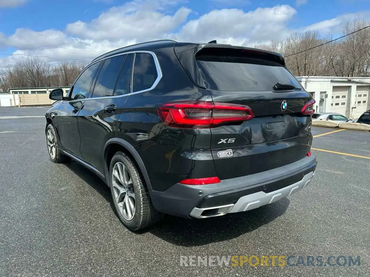 2 Photograph of a damaged car 5UXCR6C59KLL00813 BMW X5 2019
