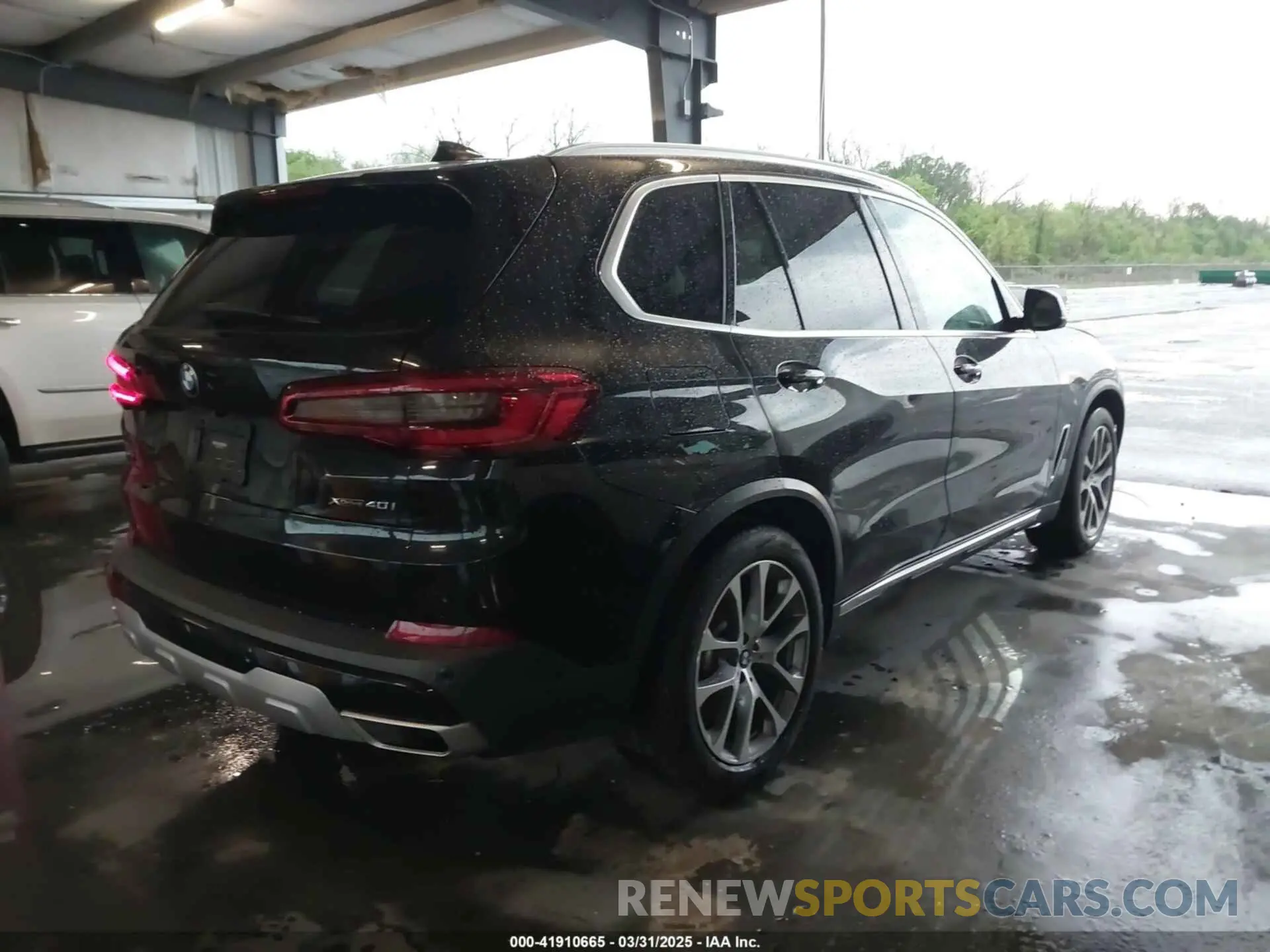 4 Photograph of a damaged car 5UXCR6C59KLL12458 BMW X5 2019
