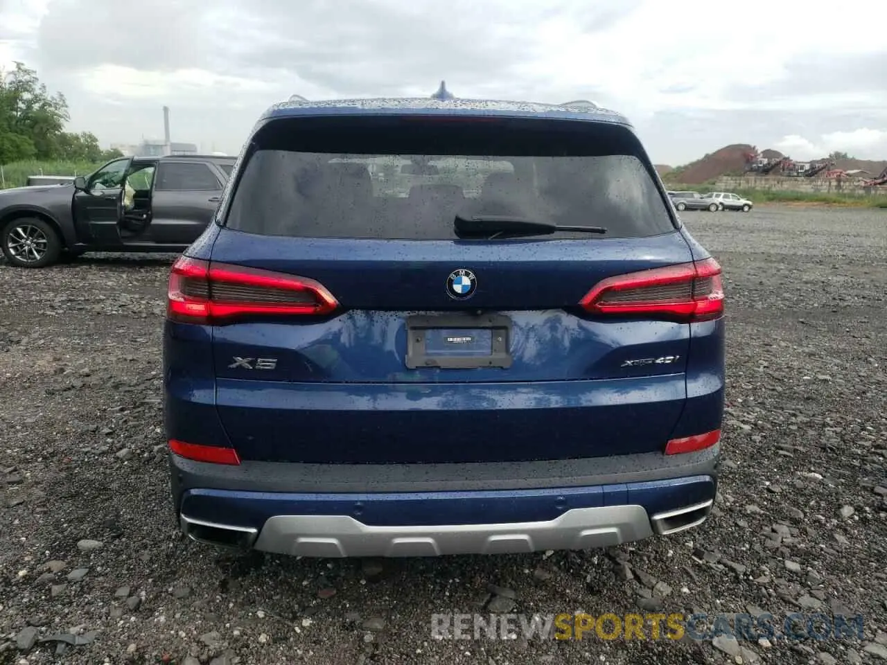 6 Photograph of a damaged car 5UXCR6C59KLL51308 BMW X5 2019