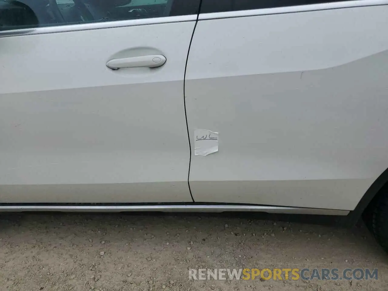 13 Photograph of a damaged car 5UXCR6C59KLL61045 BMW X5 2019