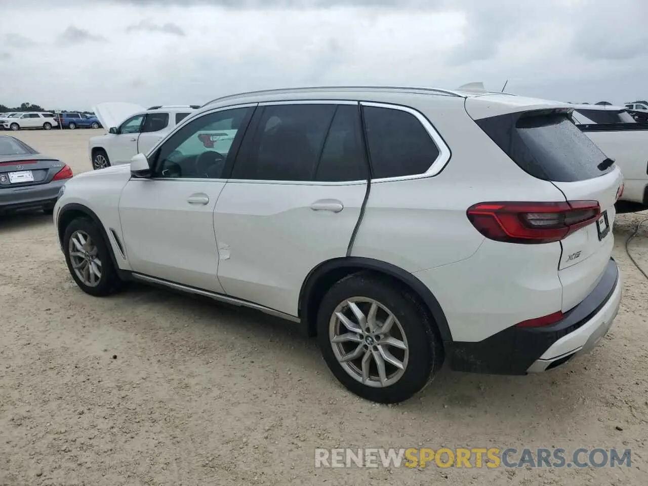 2 Photograph of a damaged car 5UXCR6C59KLL61045 BMW X5 2019