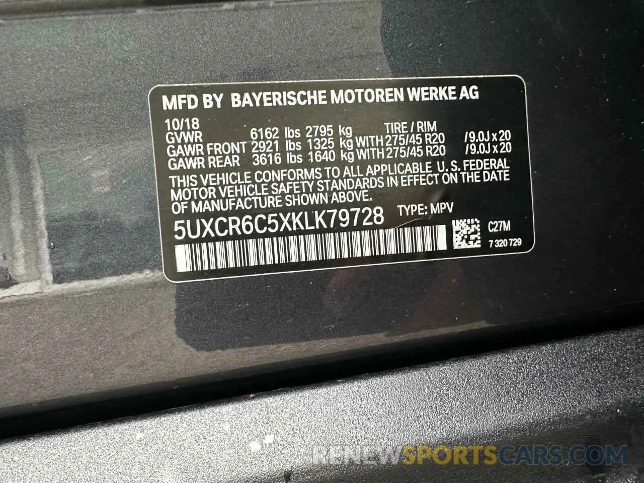10 Photograph of a damaged car 5UXCR6C5XKLK79728 BMW X5 2019