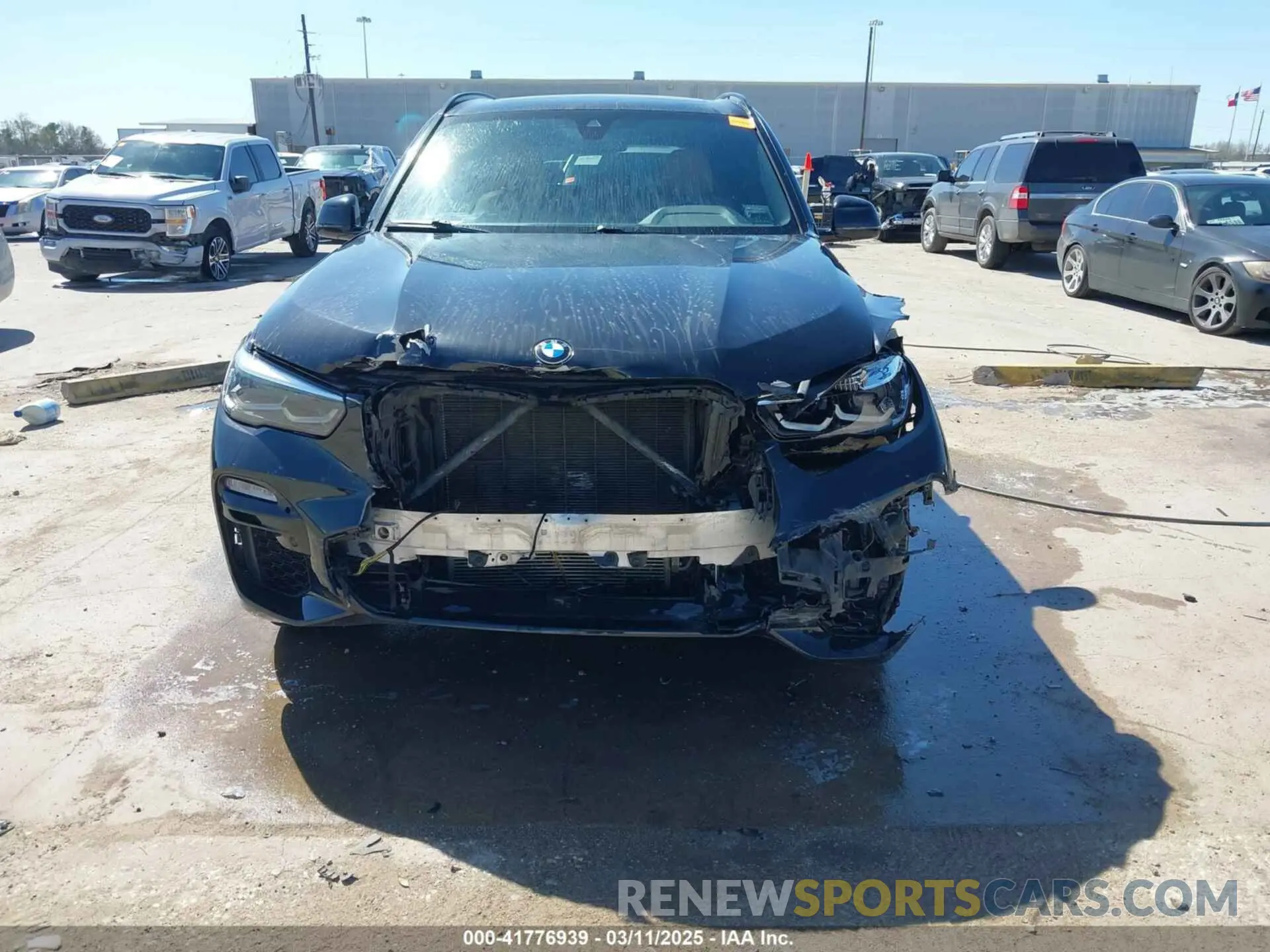12 Photograph of a damaged car 5UXCR6C5XKLK79812 BMW X5 2019