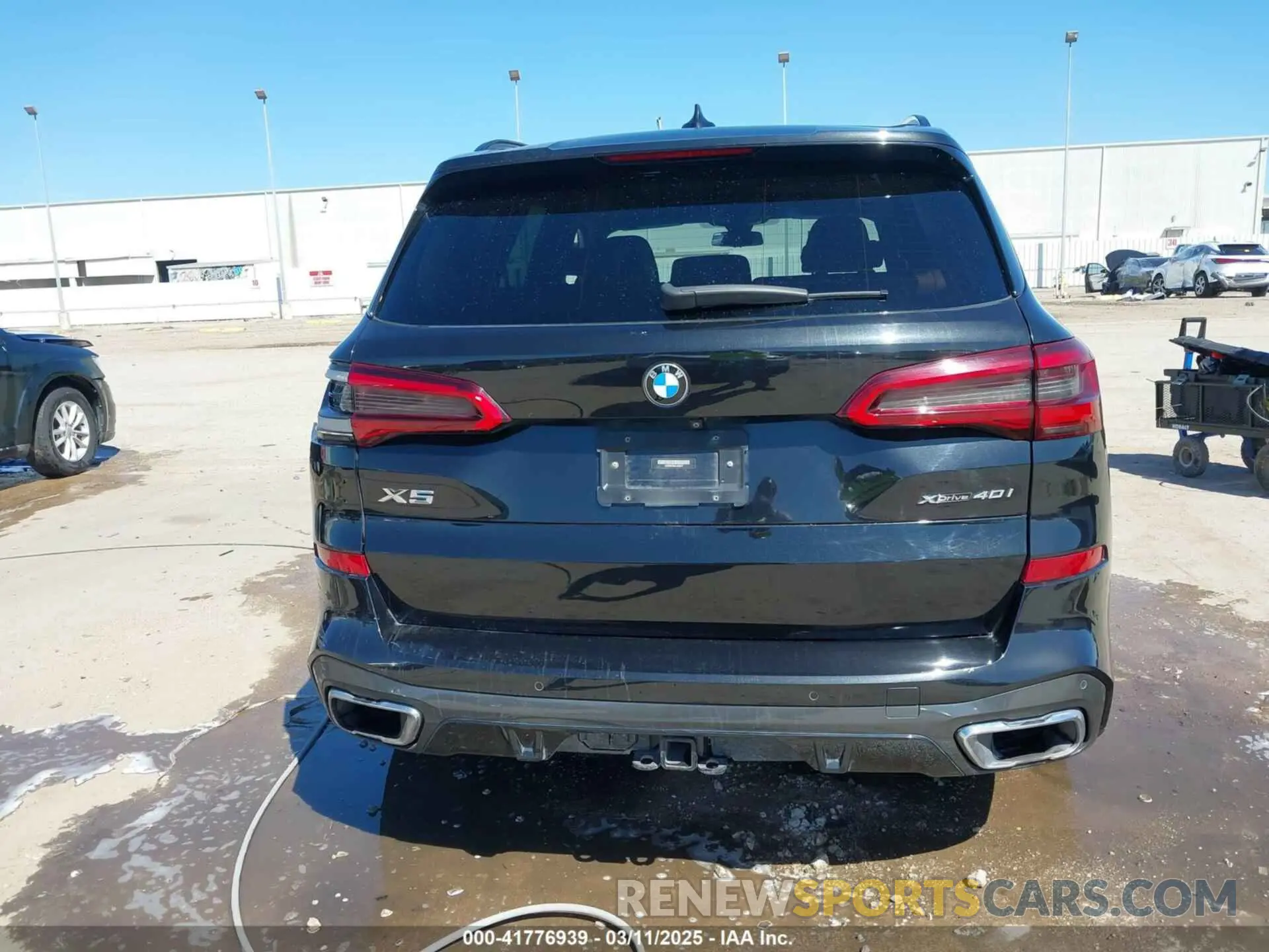 16 Photograph of a damaged car 5UXCR6C5XKLK79812 BMW X5 2019