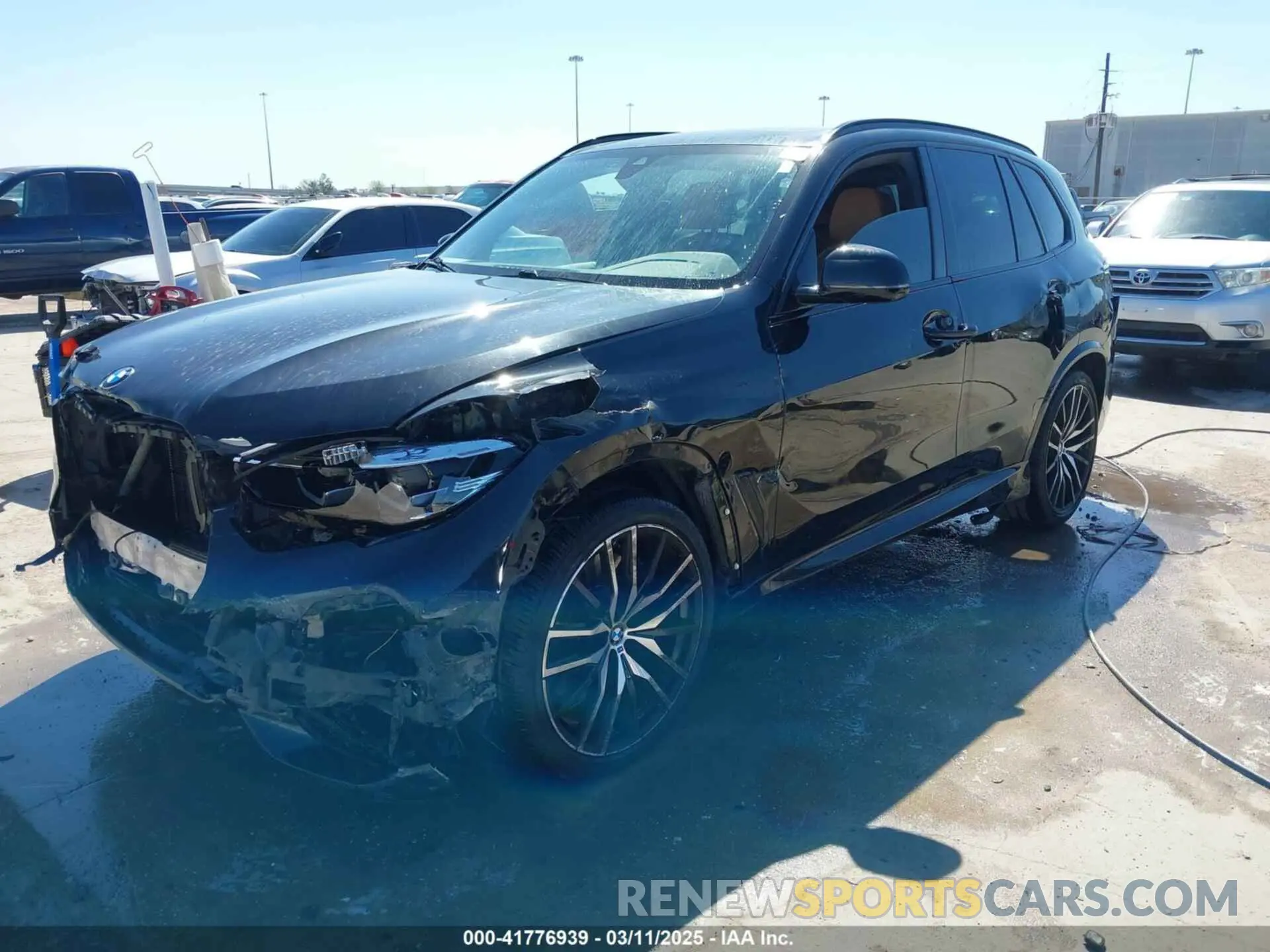 2 Photograph of a damaged car 5UXCR6C5XKLK79812 BMW X5 2019