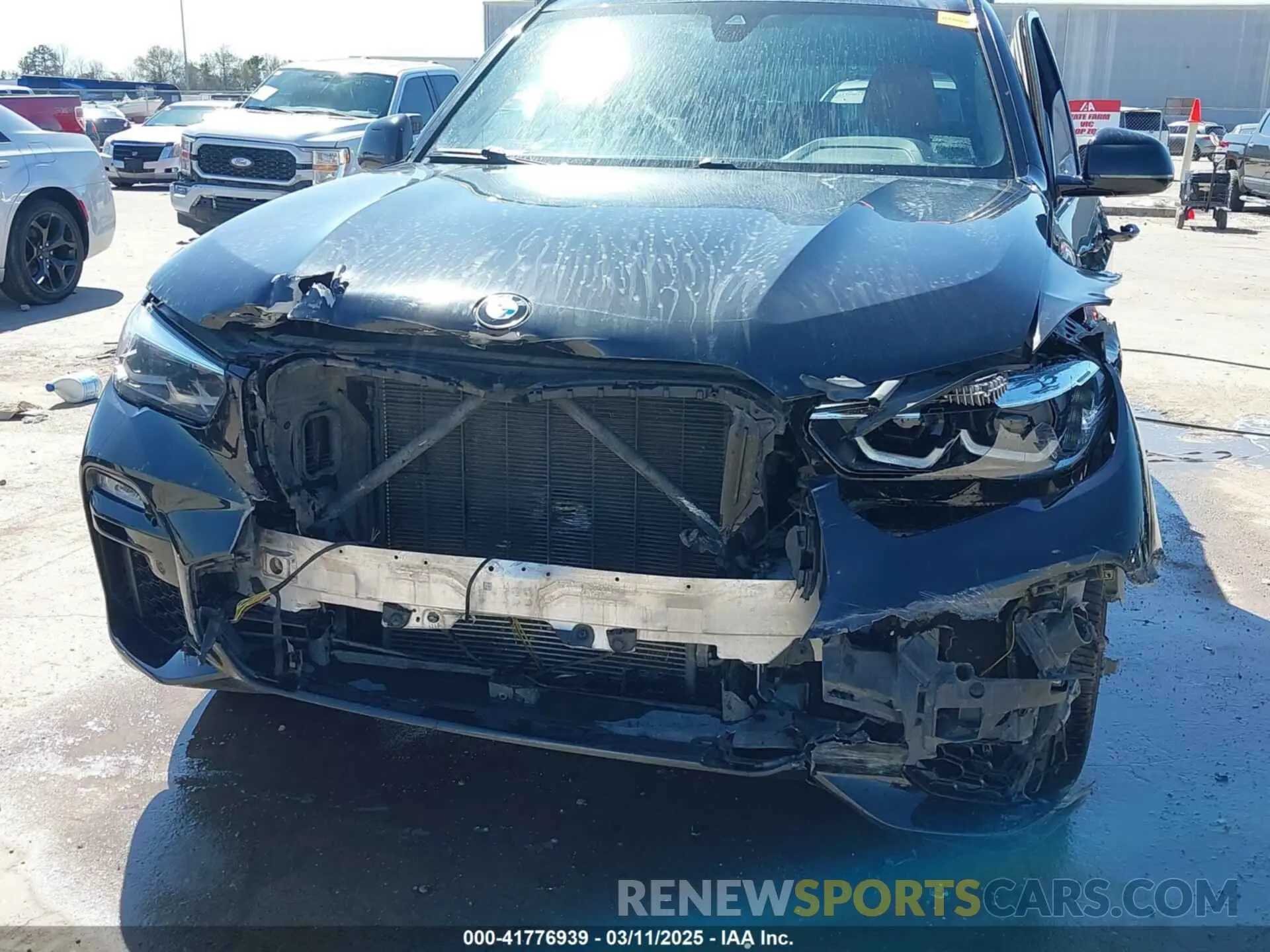 6 Photograph of a damaged car 5UXCR6C5XKLK79812 BMW X5 2019