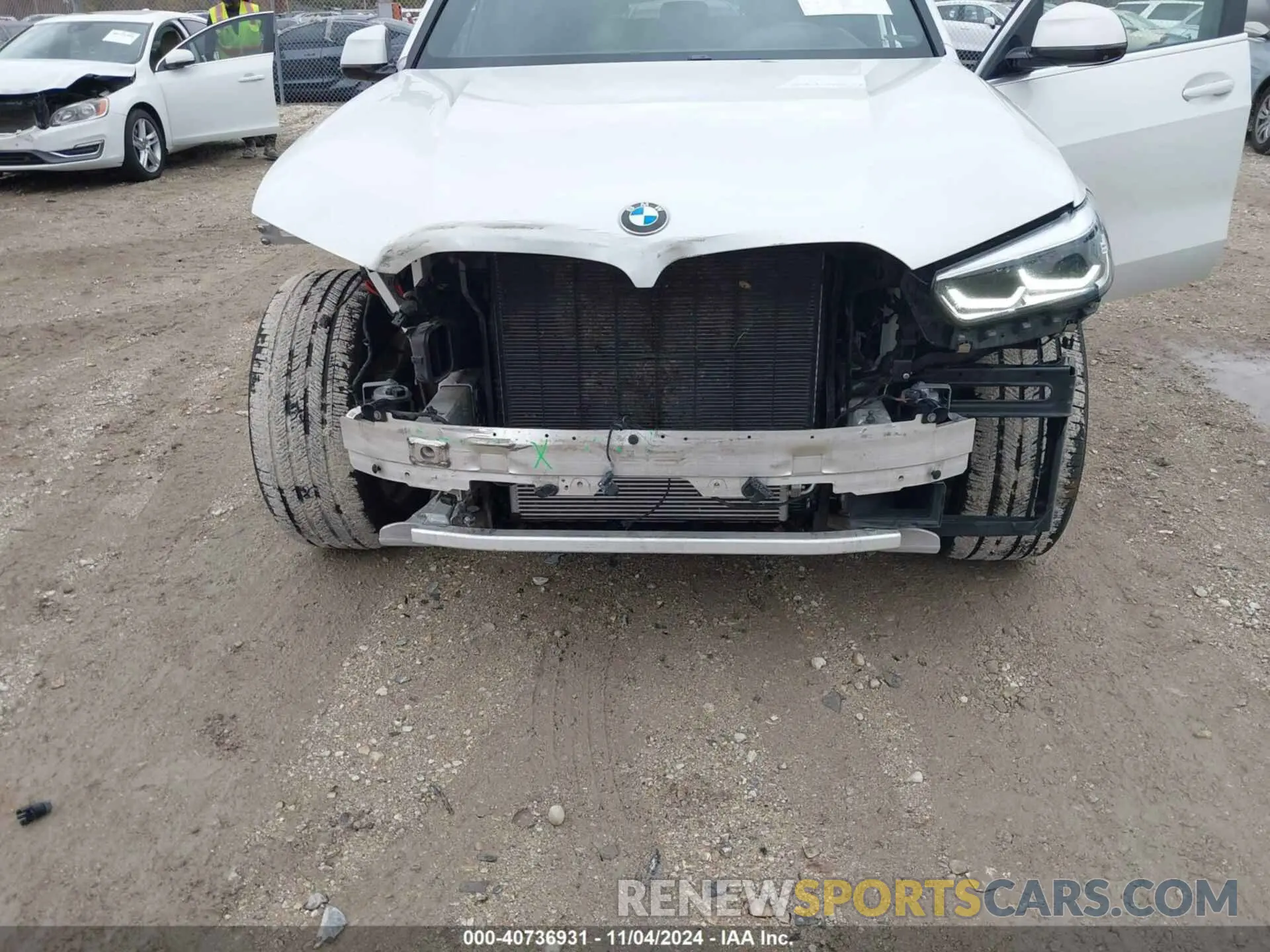 6 Photograph of a damaged car 5UXCR6C5XKLL01386 BMW X5 2019