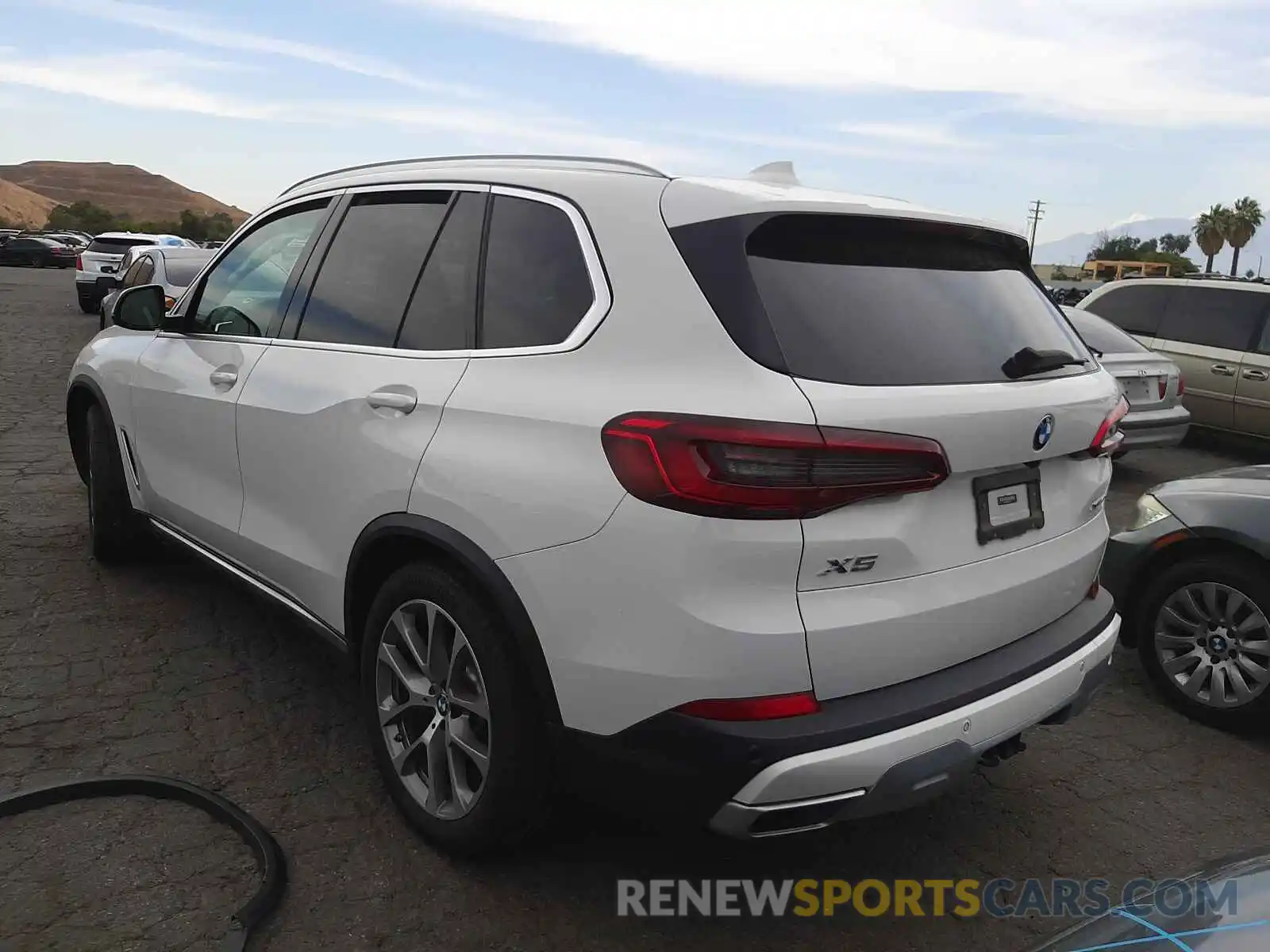 3 Photograph of a damaged car 5UXCR6C5XKLL03574 BMW X5 2019