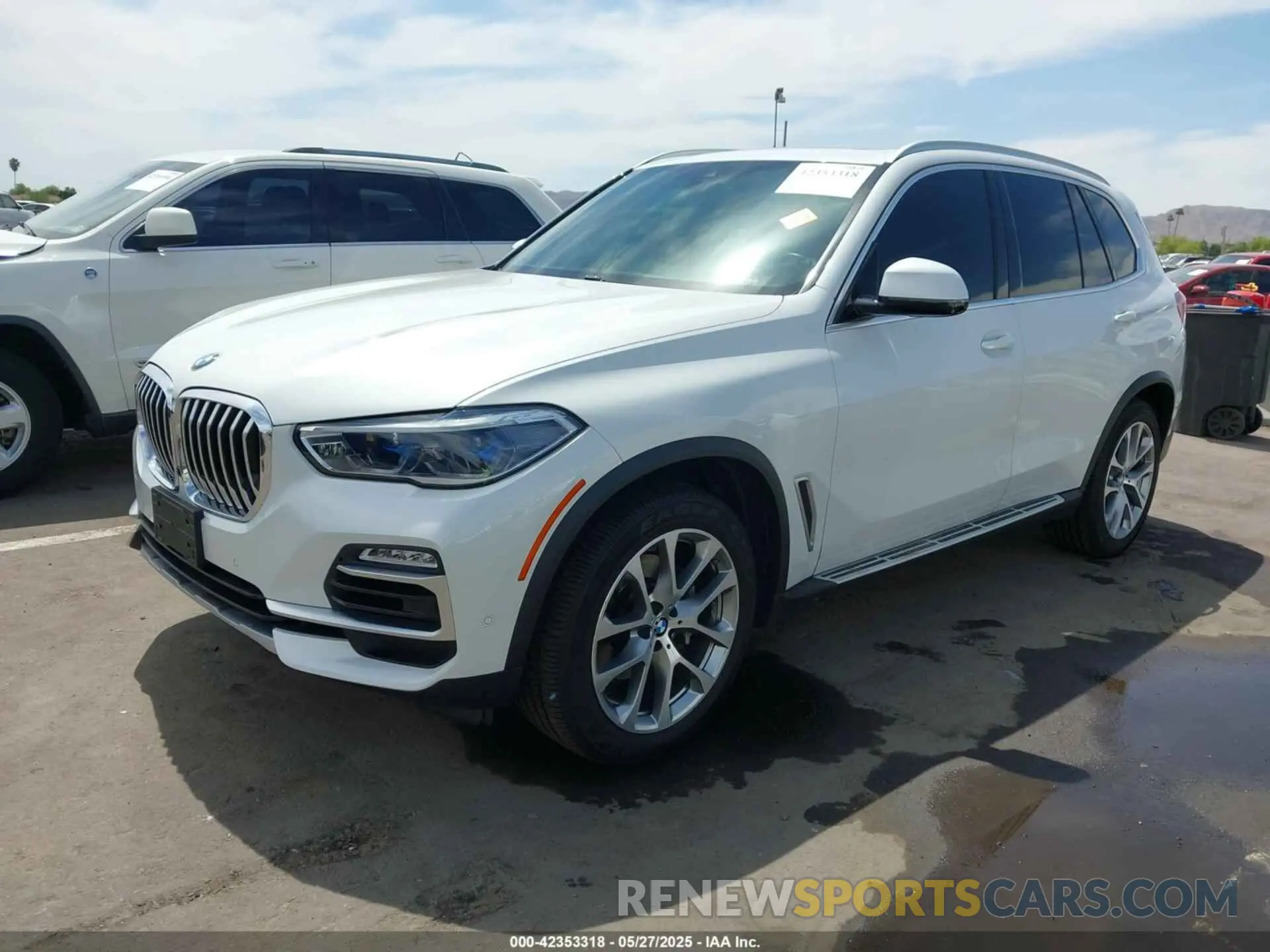2 Photograph of a damaged car 5UXCR6C5XKLL61555 BMW X5 2019