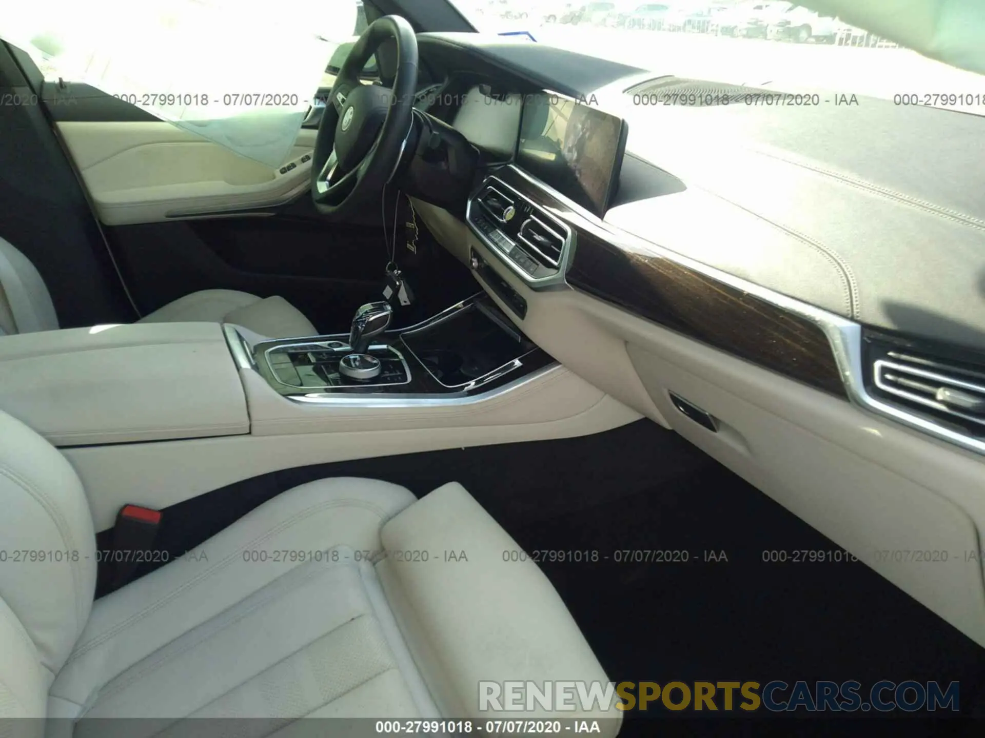 5 Photograph of a damaged car 5UXCR6C5XKLL64519 BMW X5 2019