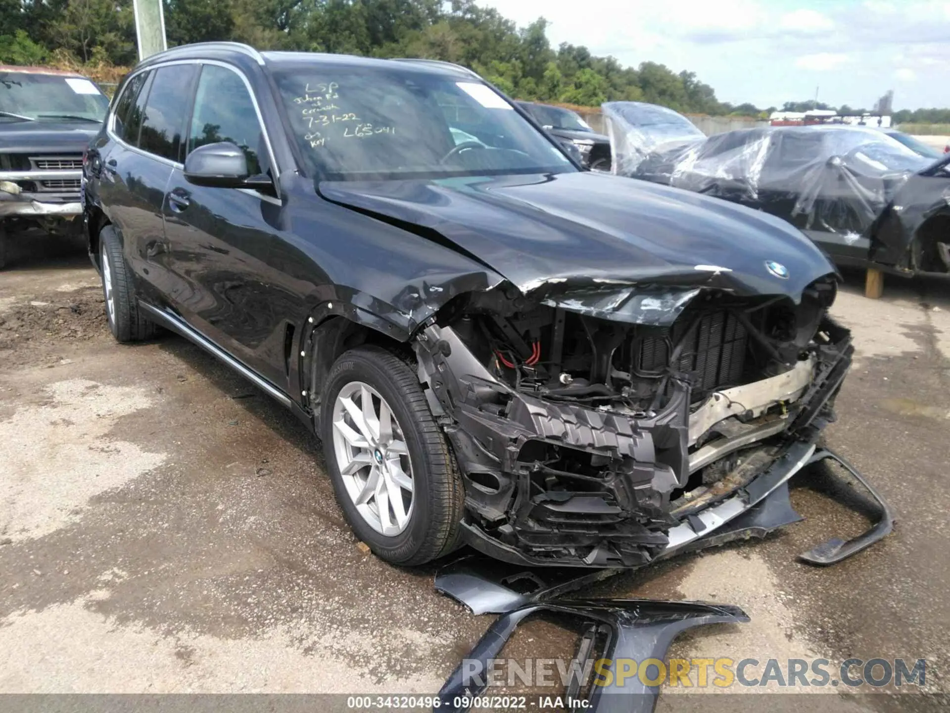 1 Photograph of a damaged car 5UXCR6C5XKLL65041 BMW X5 2019