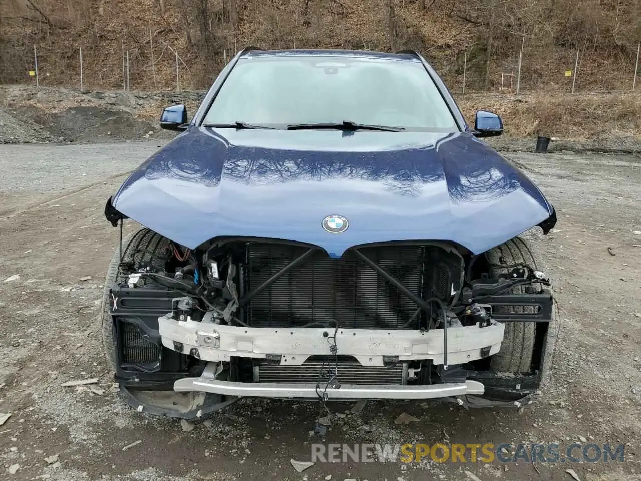 5 Photograph of a damaged car 5UXJU2C50KLN64498 BMW X5 2019