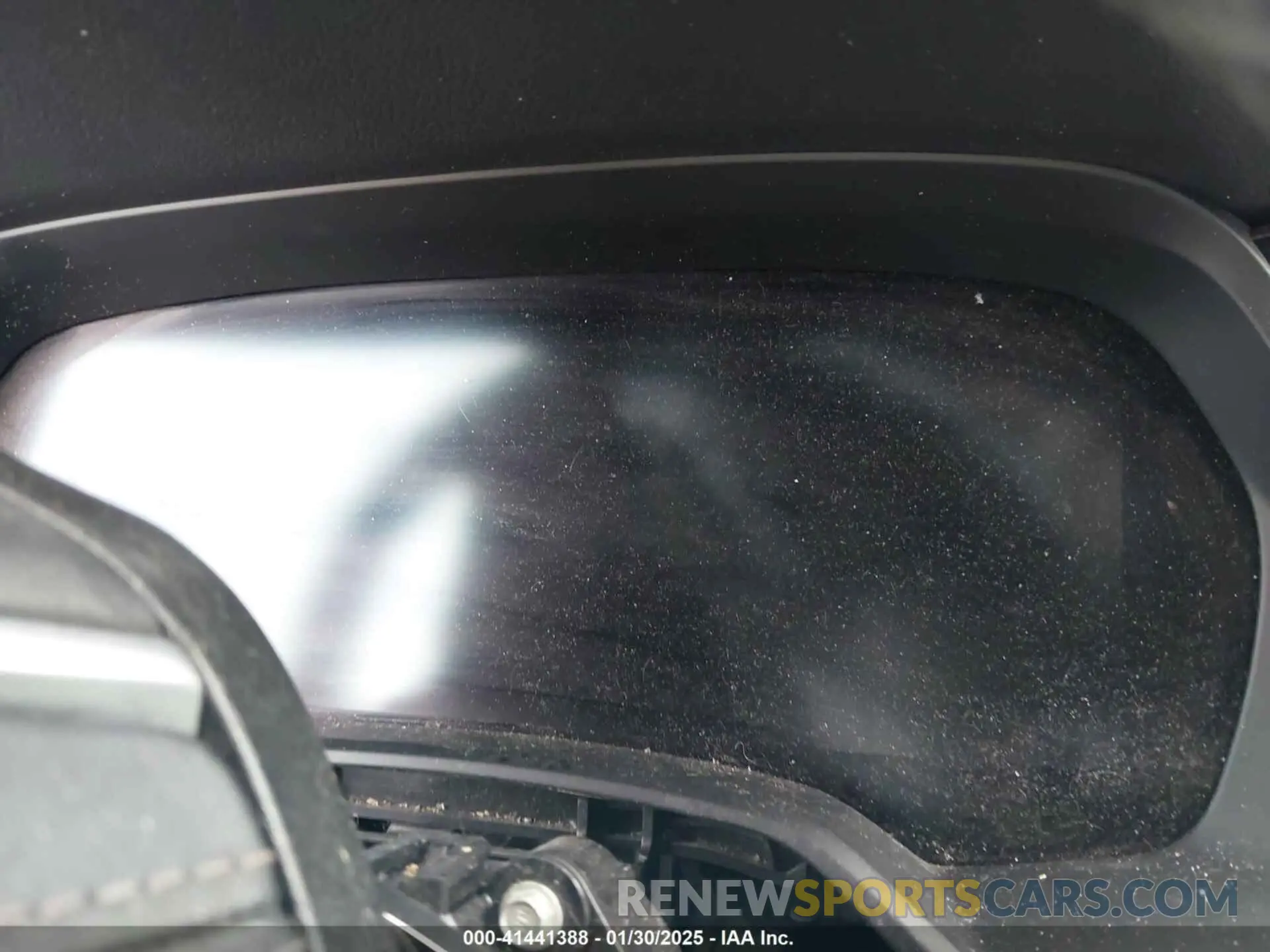 15 Photograph of a damaged car 5UXJU2C50KLN67224 BMW X5 2019