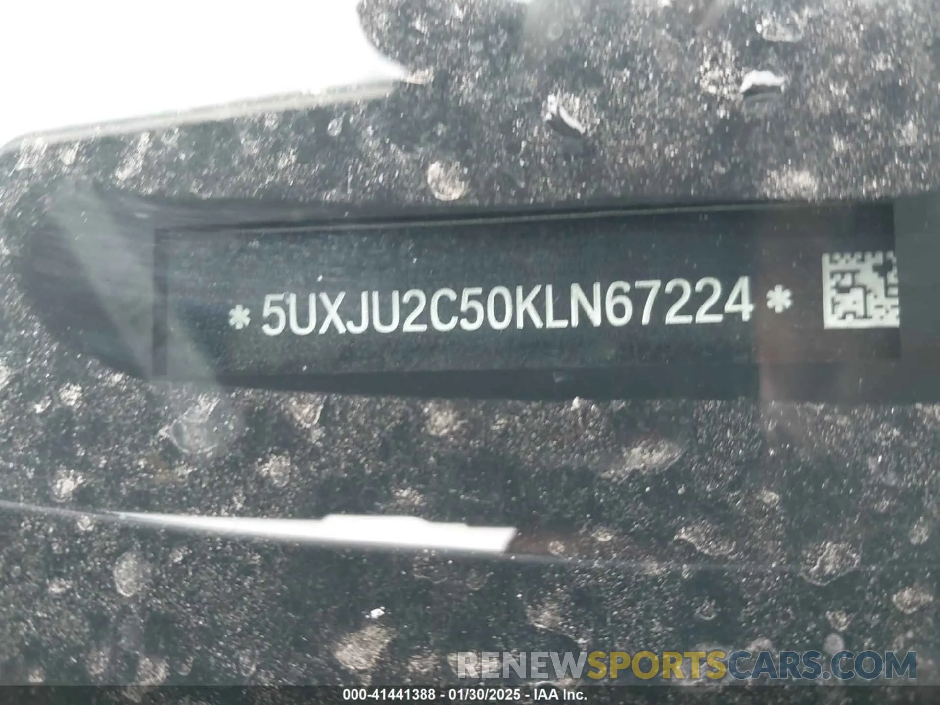 9 Photograph of a damaged car 5UXJU2C50KLN67224 BMW X5 2019