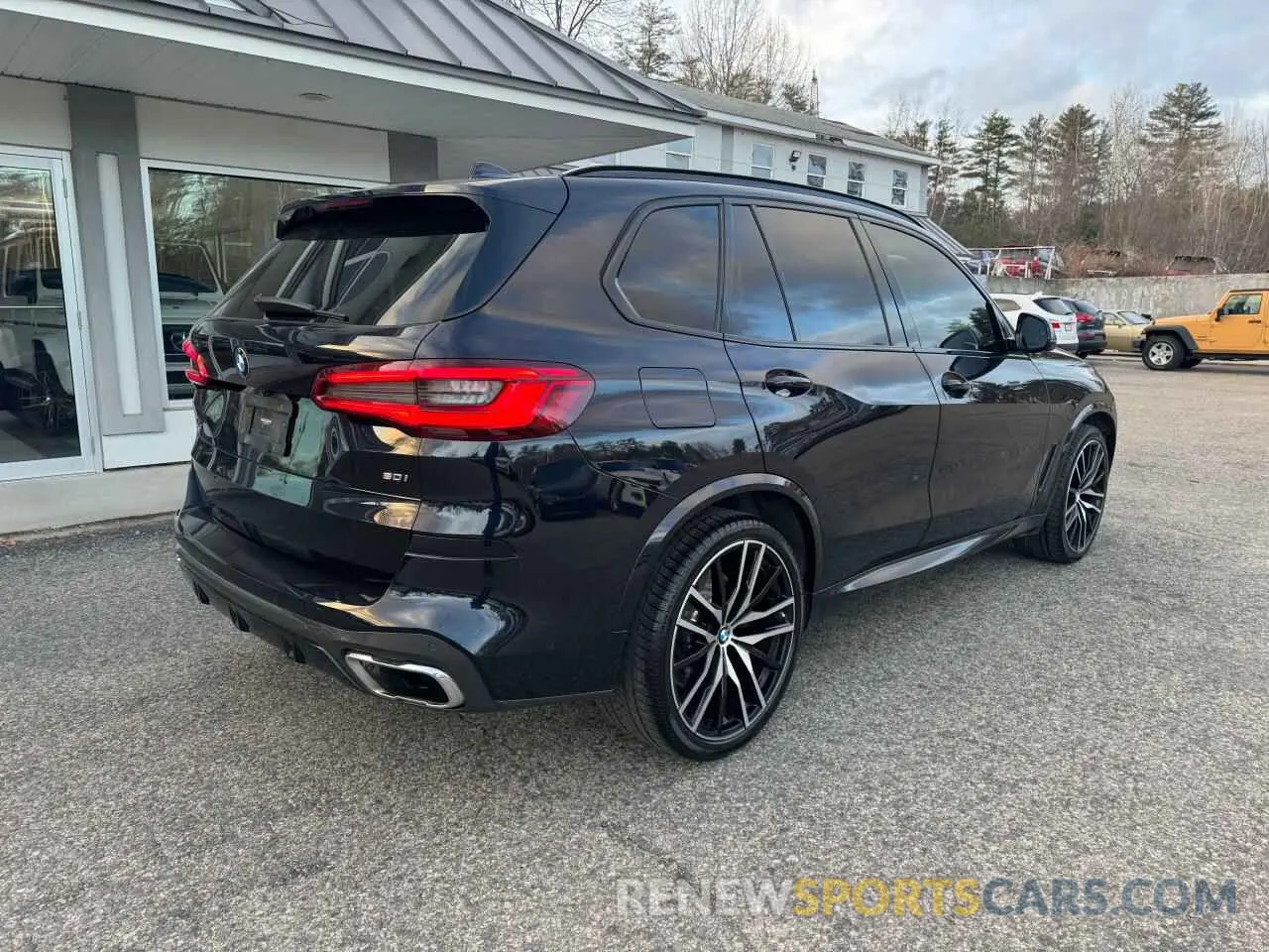 4 Photograph of a damaged car 5UXJU2C51KLN67457 BMW X5 2019