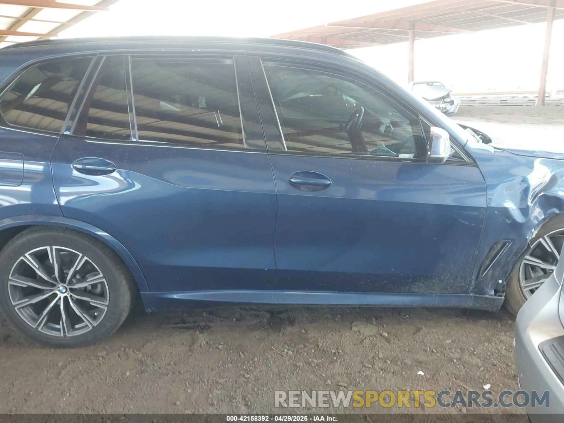 13 Photograph of a damaged car 5UXJU2C54KLN65119 BMW X5 2019