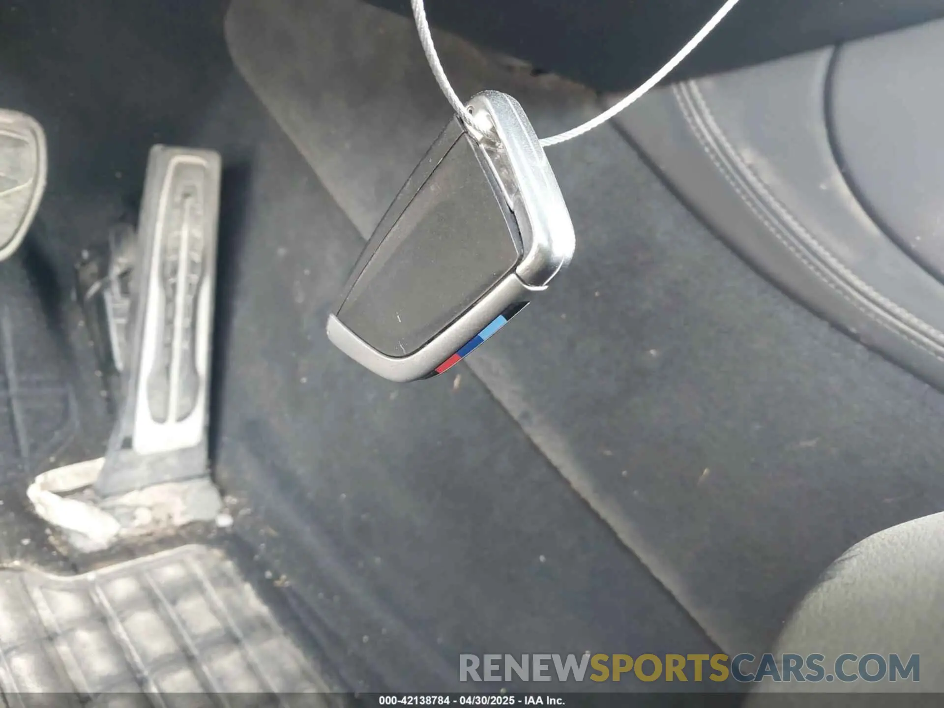 11 Photograph of a damaged car 5UXJU2C54KLN65122 BMW X5 2019