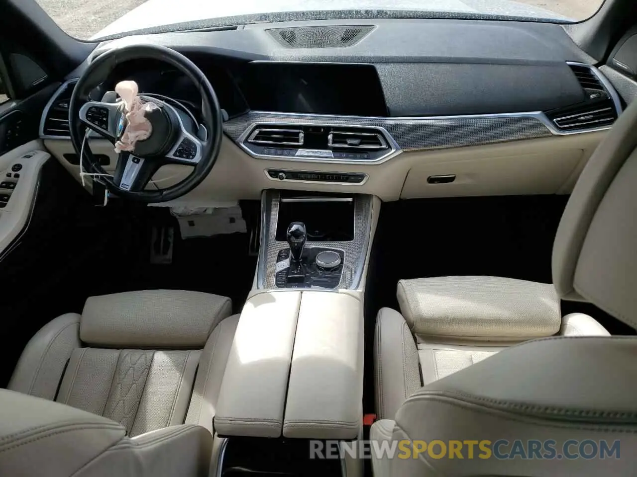 8 Photograph of a damaged car 5UXJU2C54KLN65654 BMW X5 2019