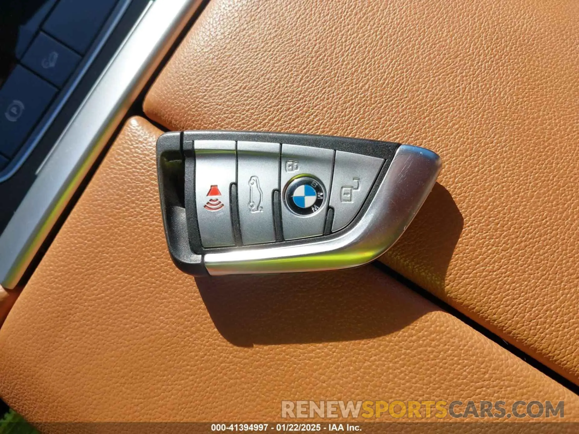 11 Photograph of a damaged car 5UXJU2C56KLN66899 BMW X5 2019
