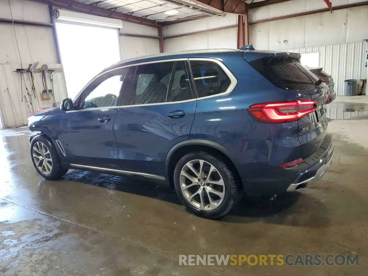 2 Photograph of a damaged car 5UXJU2C57KLN67396 BMW X5 2019