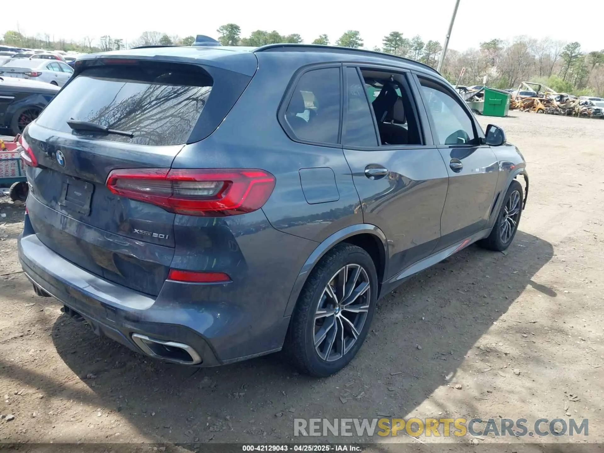 4 Photograph of a damaged car 5UXJU2C59KLN66394 BMW X5 2019